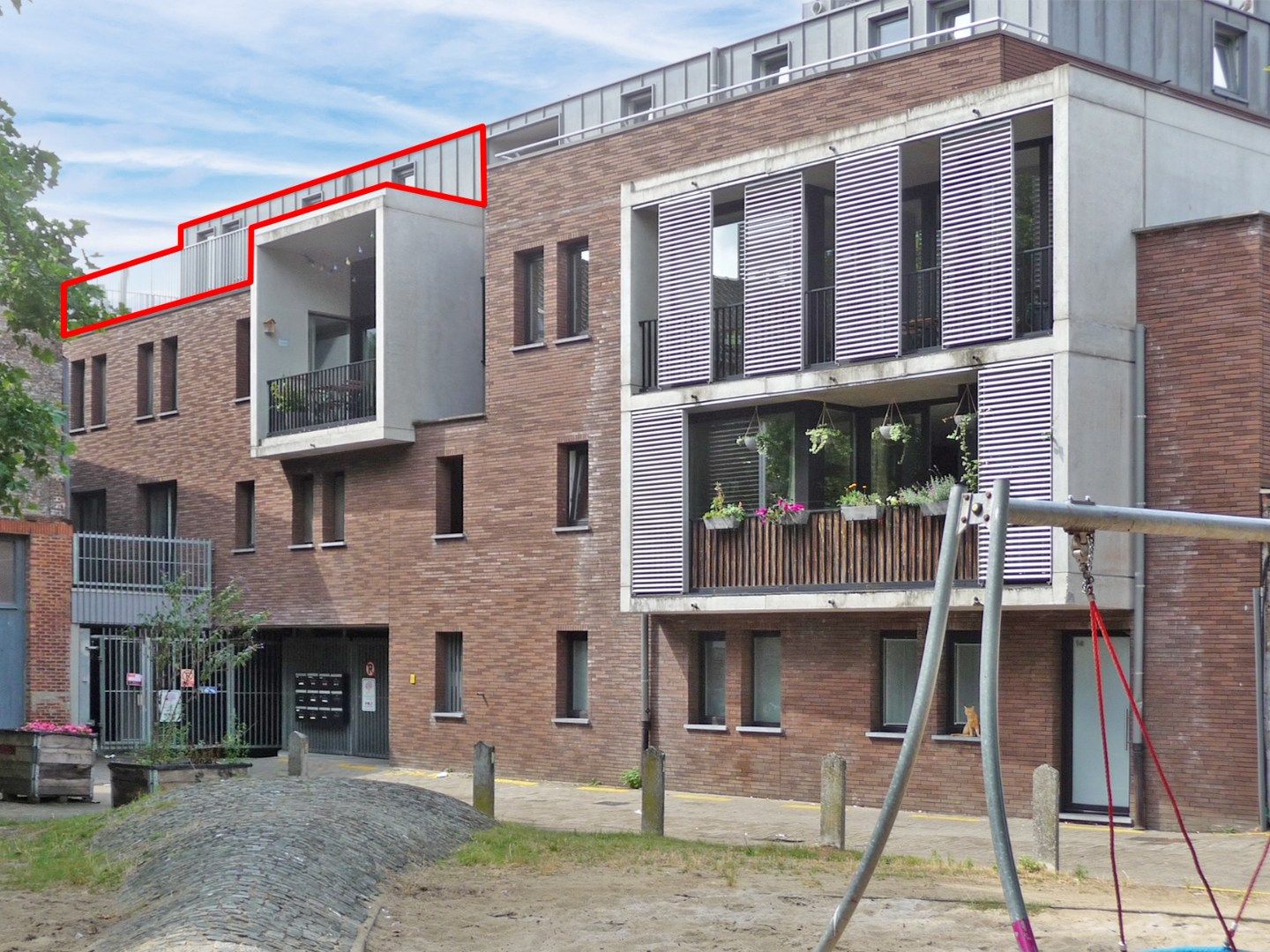 Recente penthouse in centrum Gent met groot terras en staanplaats foto 24
