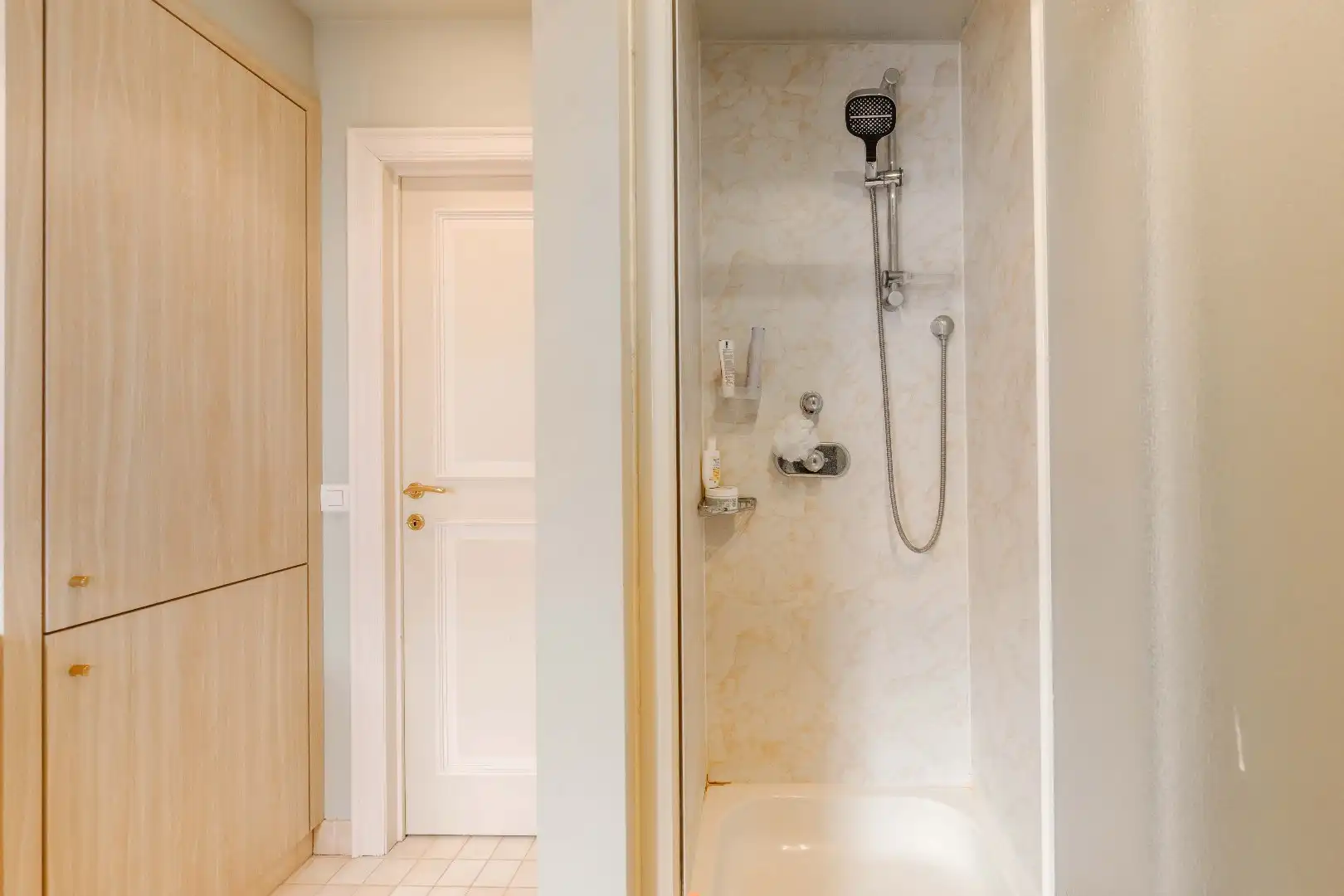 PRACHTIGE HERENWONING MET HEDENDAAGS MODERN COMFORT  foto 16