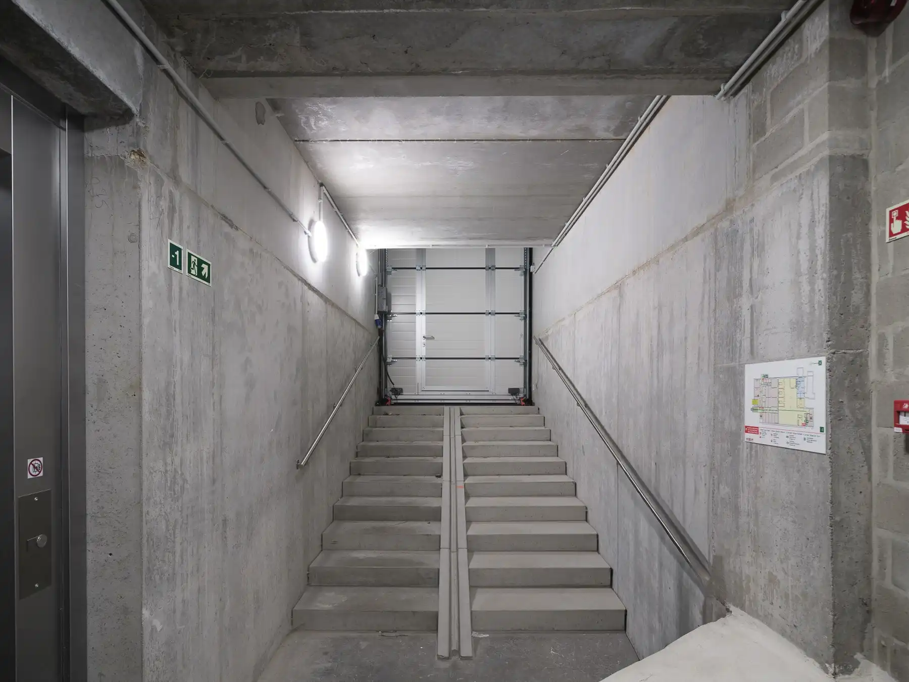 Stijlvol BEN‑appartement in unieke getransformeerde fabriekssite foto 17