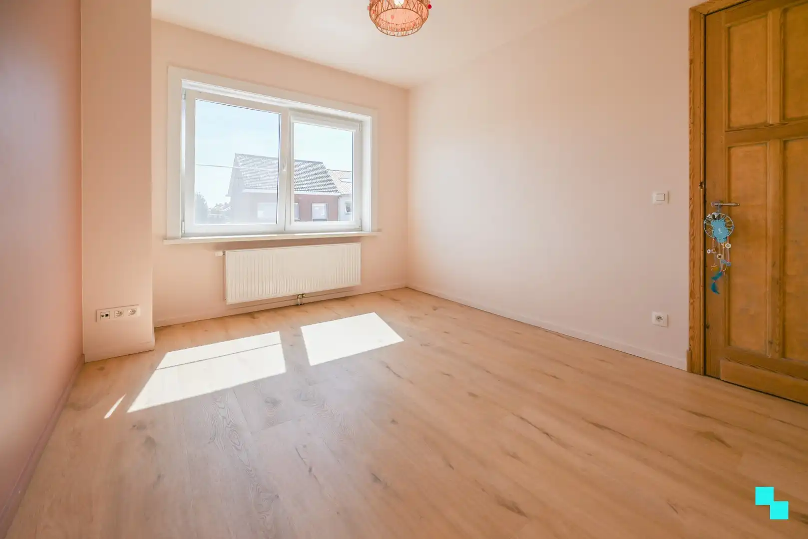 Gerenoveerde 2-slaapkamerwoning in Ingelmunster foto 23