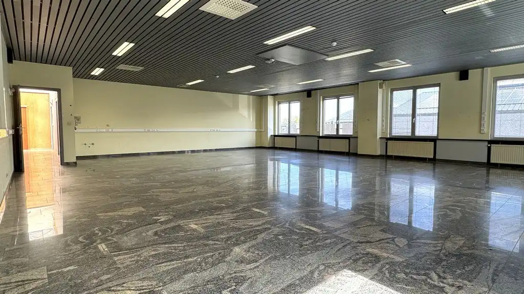 Budgetvriendelijke kantoren te huur vlakbij afrit E17 in Deinze foto 16