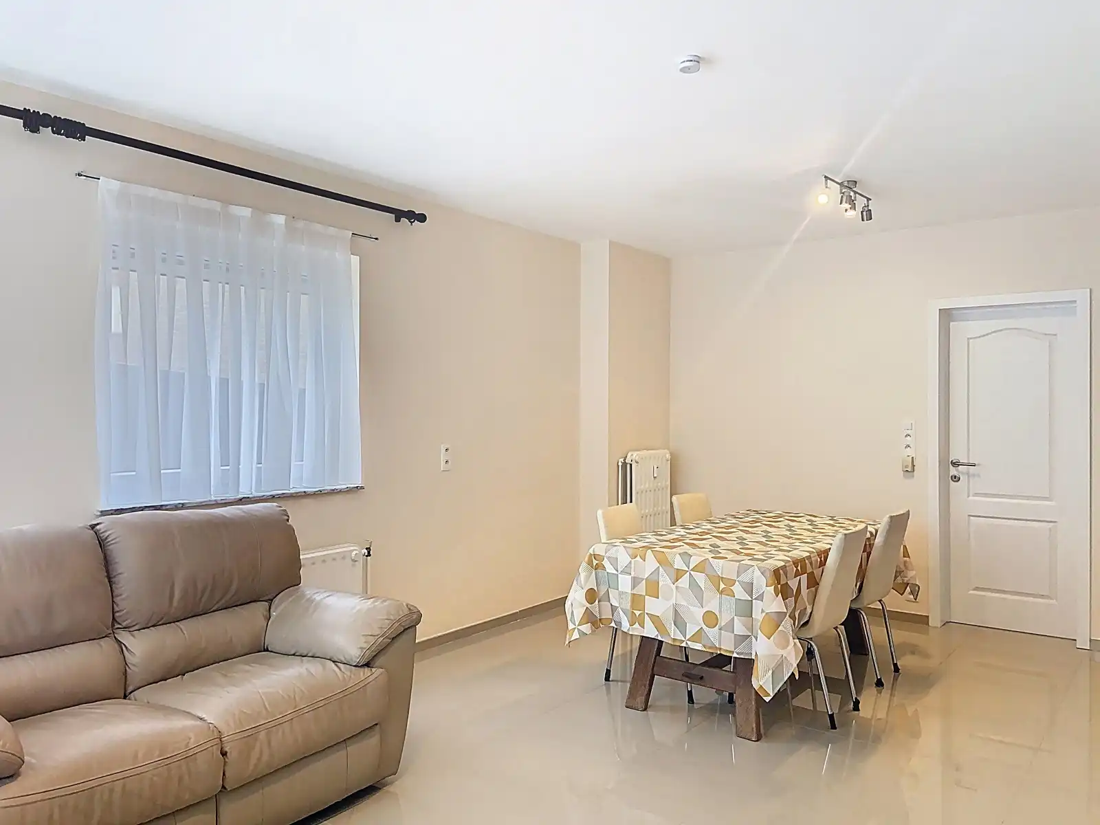 Appartement te huur foto 2