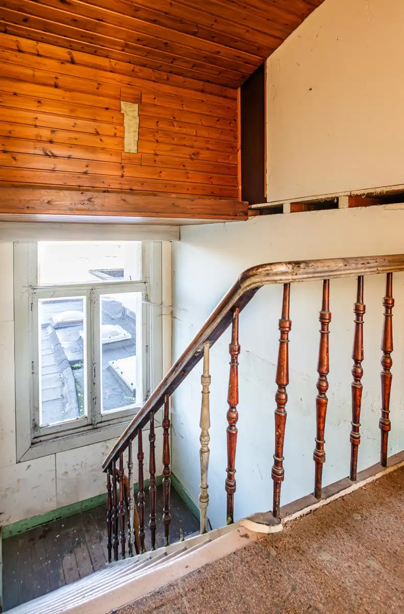 Renovatieproject op ruim perceel foto 23