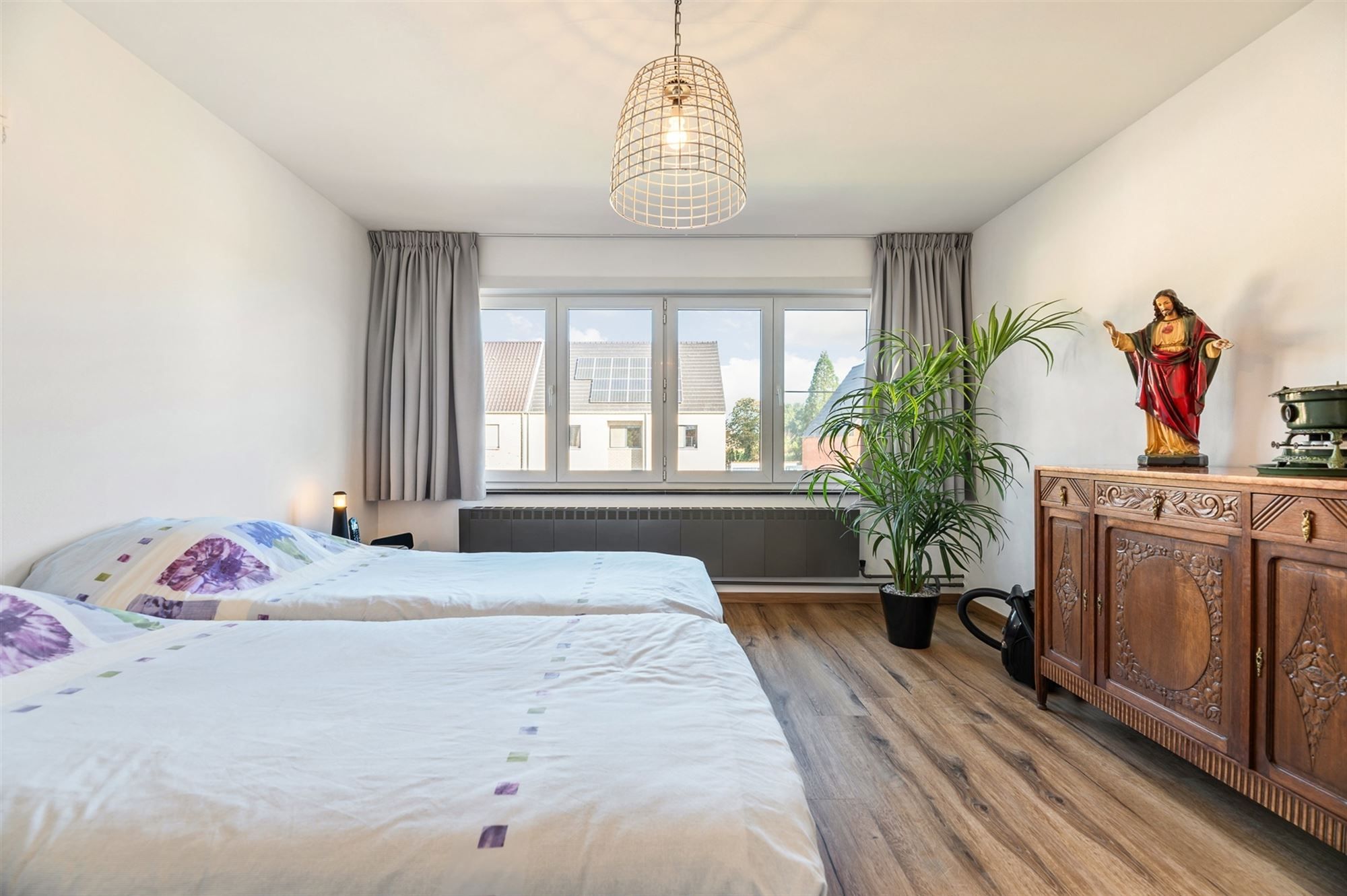 GERENOVEERDE INSTAPKLARE WONING OP 1726M2 TEGEN NATUURGEBIED! foto 14