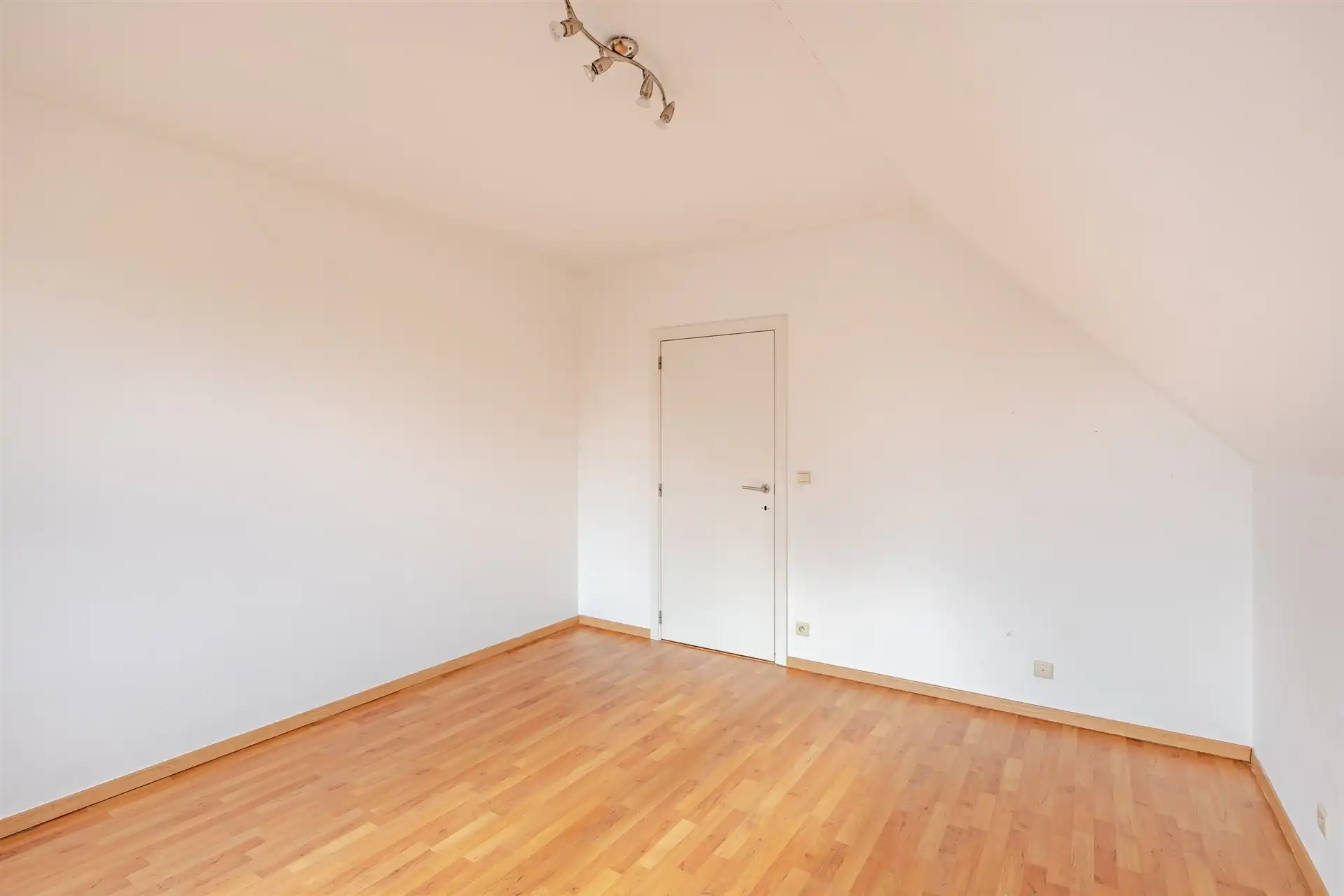 Instapklaar appartement met gunstig EPC in Dendermonde! foto 6