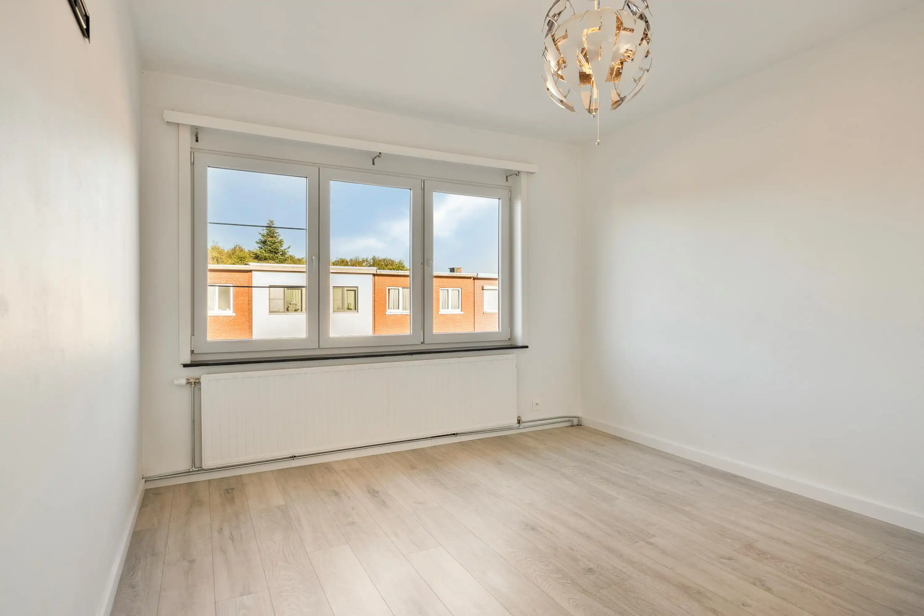Instapklaar huis met 3 slaapkamers te koop in Kapellen! foto 17