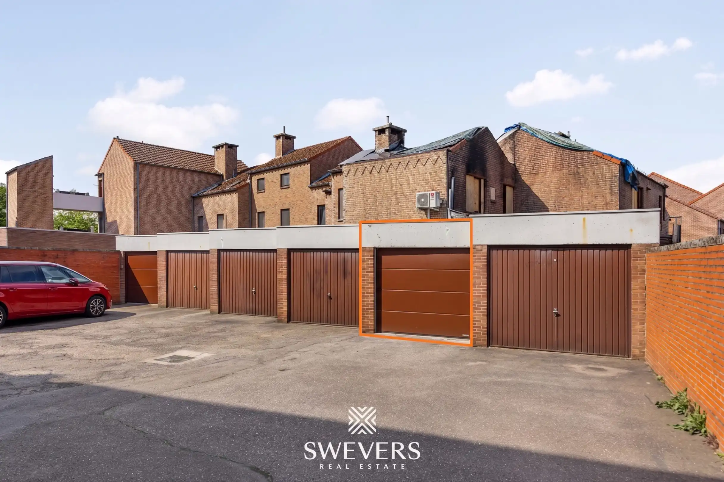 Exclusieve bouwopportuniteit: Bouwgrond mét garage en parking op charmant woonerf in Runkst foto 12