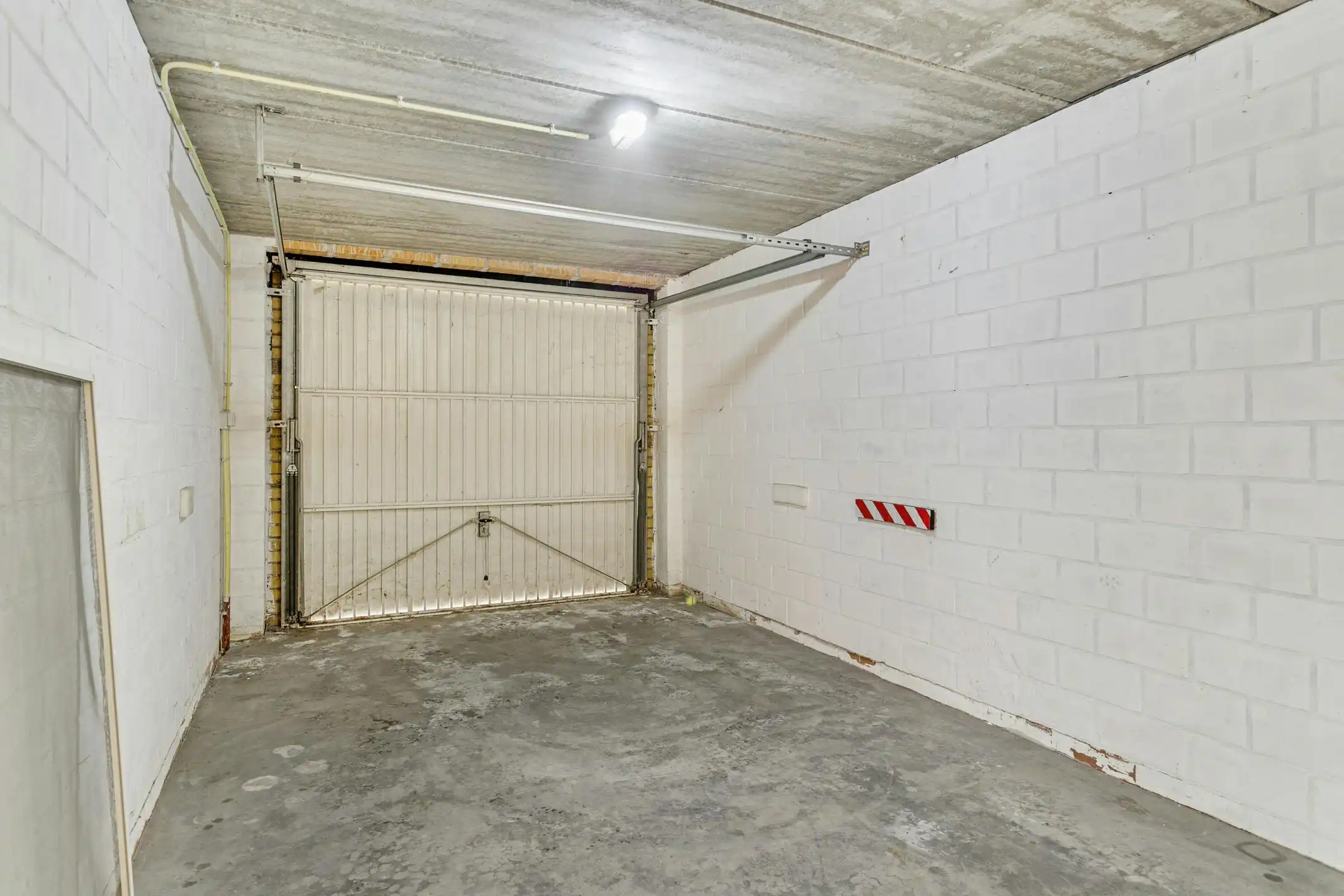 Appartement te koop in Ieper met 2 kamers foto 14