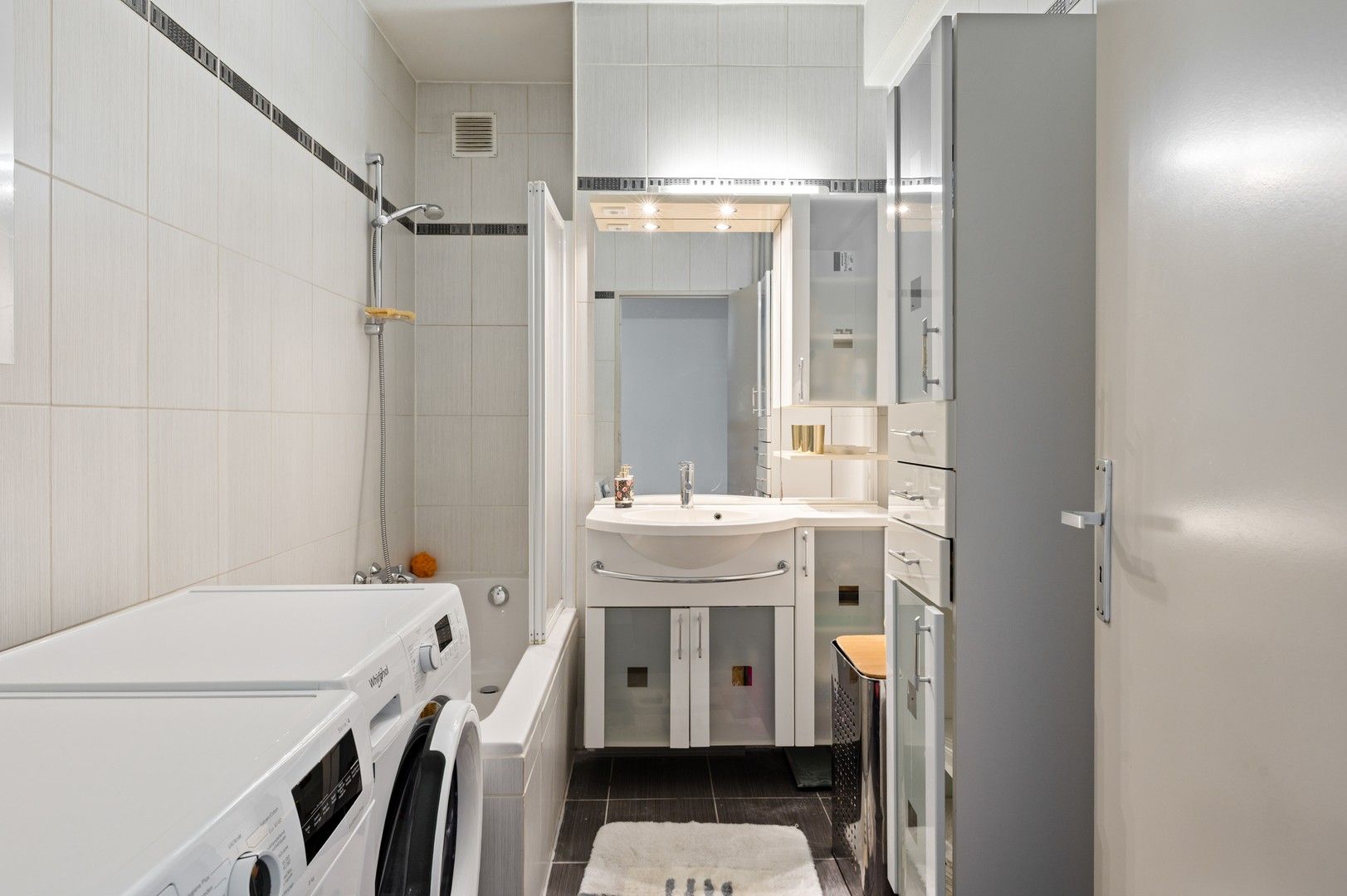 Ruim lichtrijk appartement met 2 slpk, lift en 2 terrassen foto 11