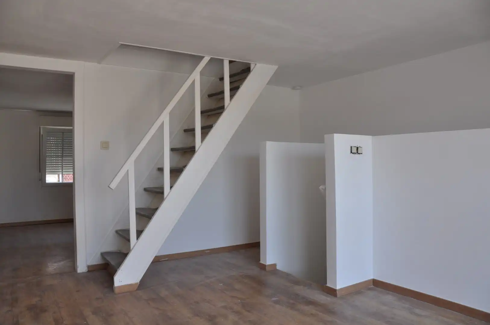 Instapklare woning met 3 slaapkamers, garage, stadstuin en groot zonneterras. foto 8