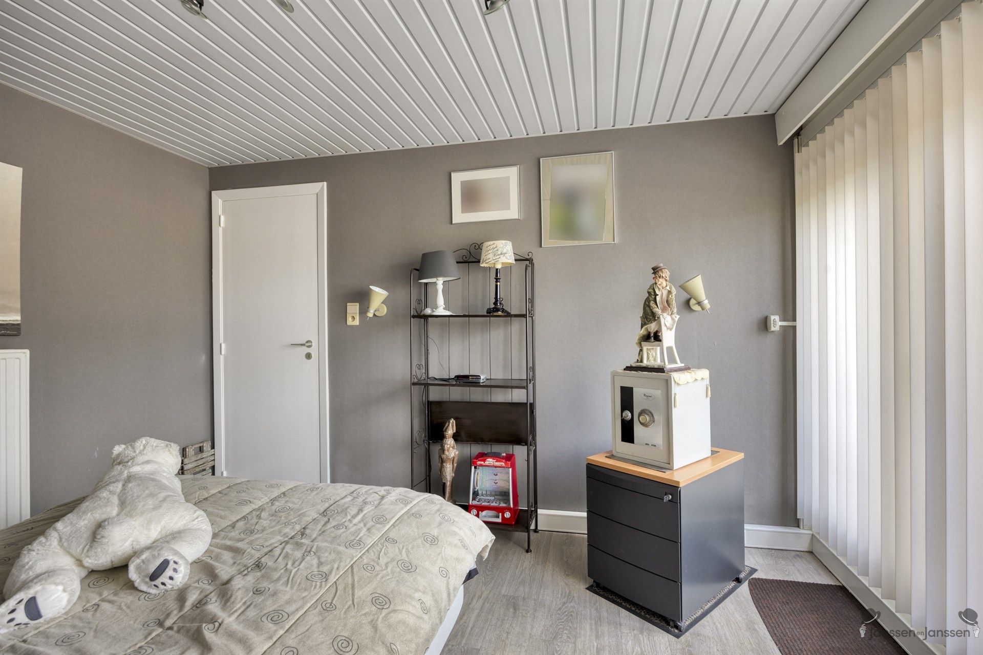 Schitteren gelegen appartement in centrum van Neeroeteren foto 22