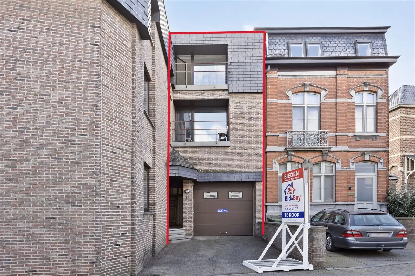 Hoofdfoto van de publicatie: Stadwoning in het centrum van Landen met 8 slaapkamers