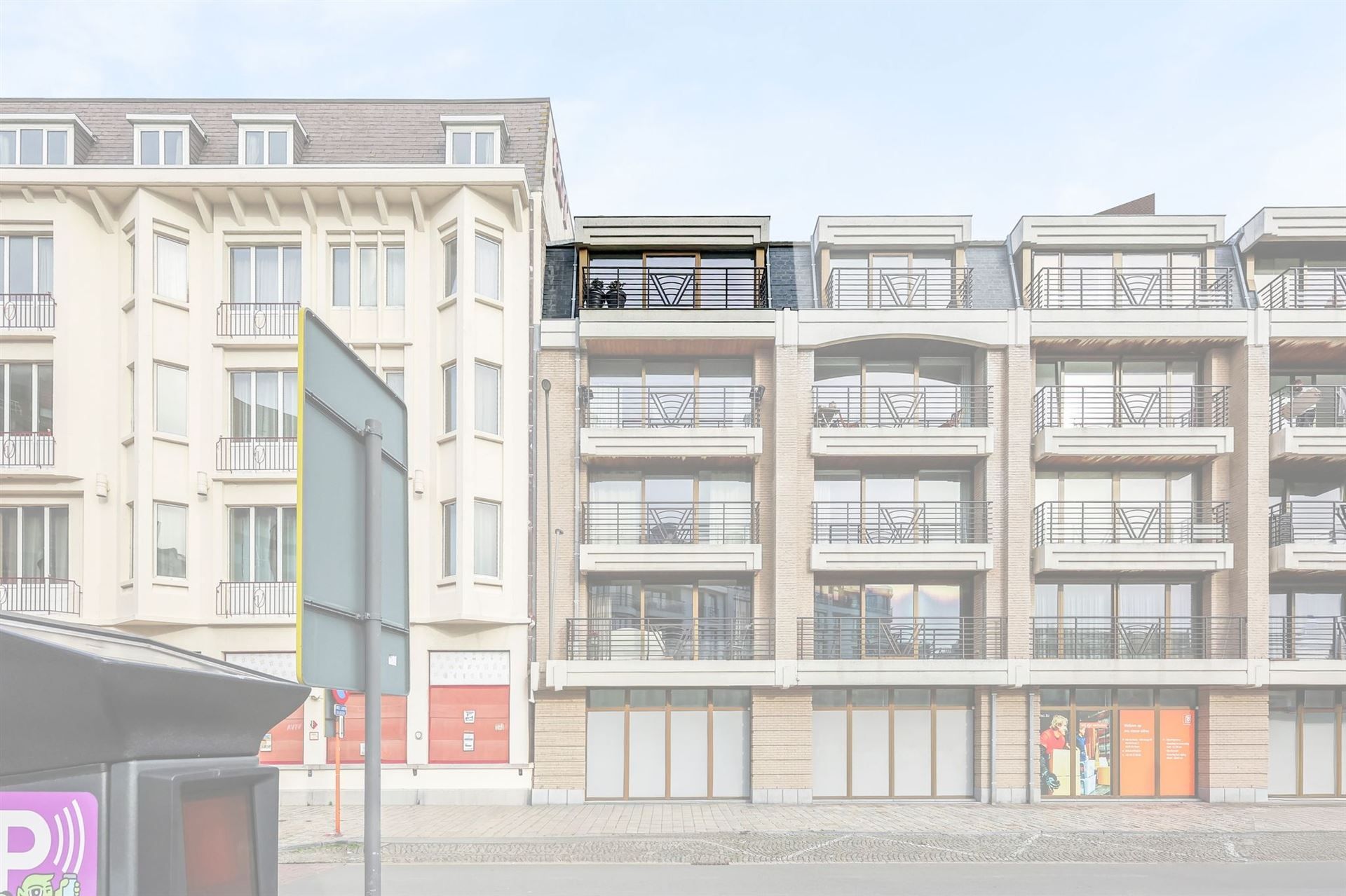 CENTRALE LIGGING / ZONNIG foto 32