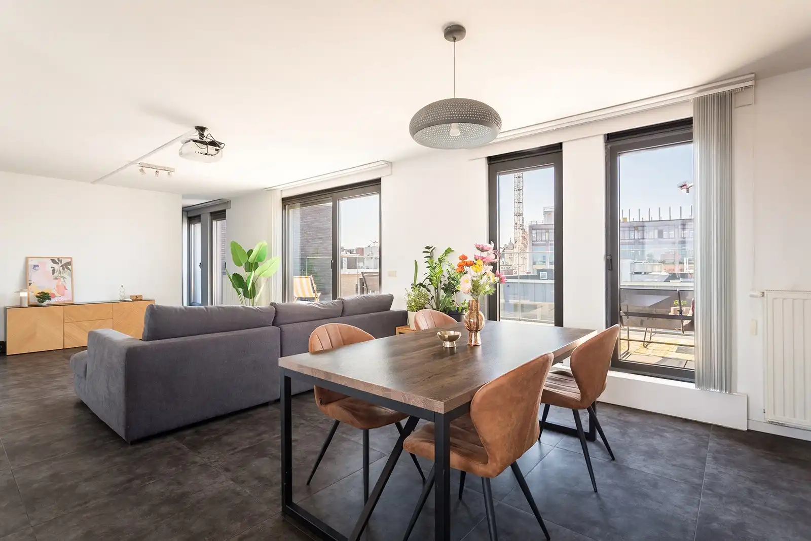 Penthouse met ruime terrassen en prachtige zichten!  foto 11