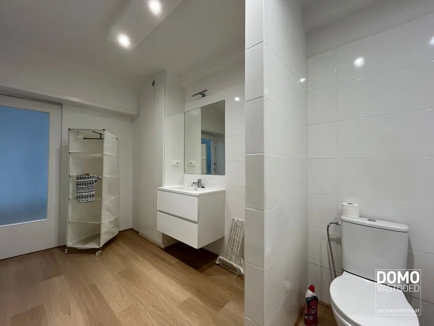 RUIME HALFOPEN WONING MET 3 SLAAPKAMERS IN LUMMEN  foto 8