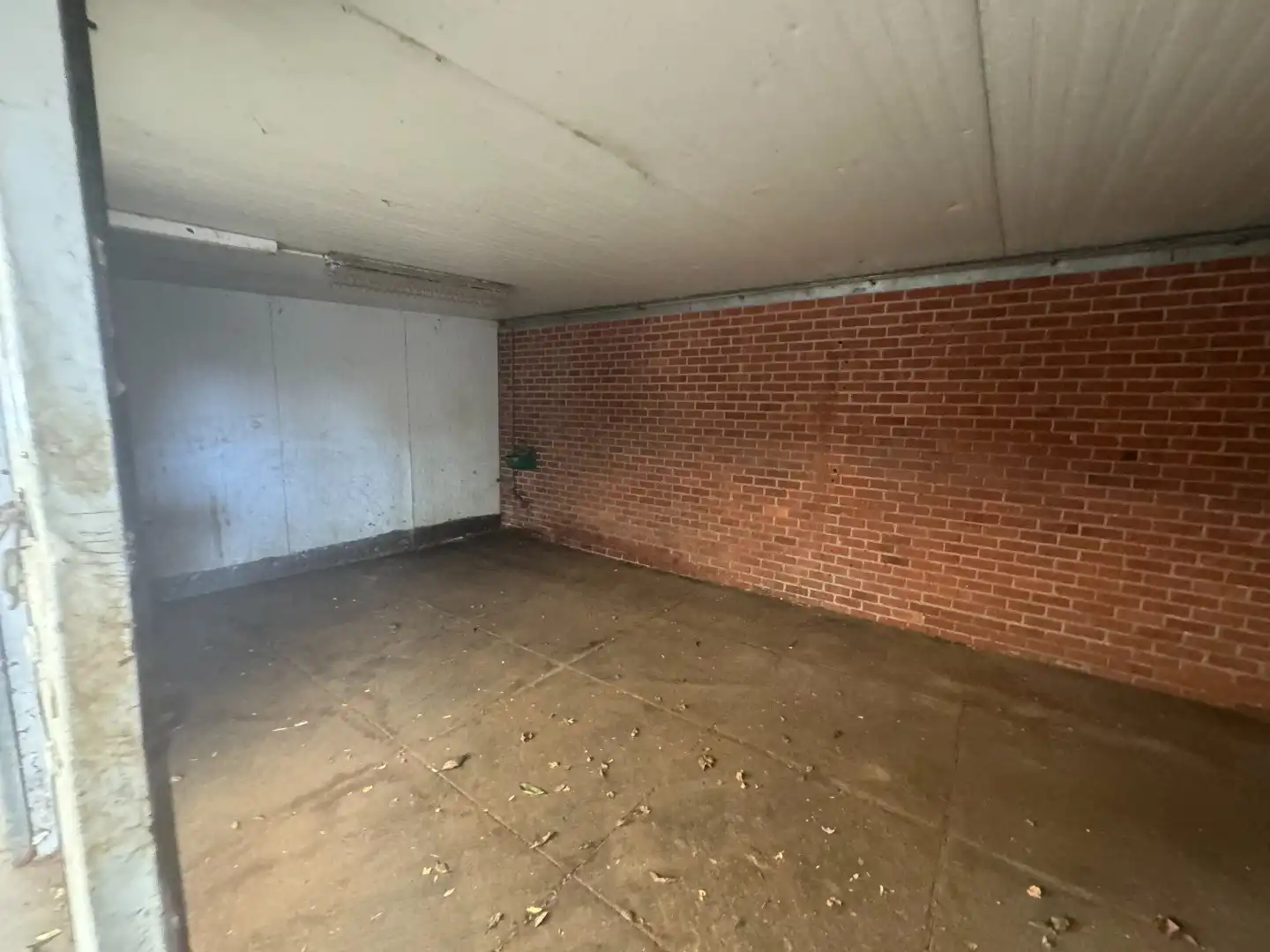 TE HUUR: 5 paardenboxen en uitloopweide (500m²) te Bavikhove foto 8