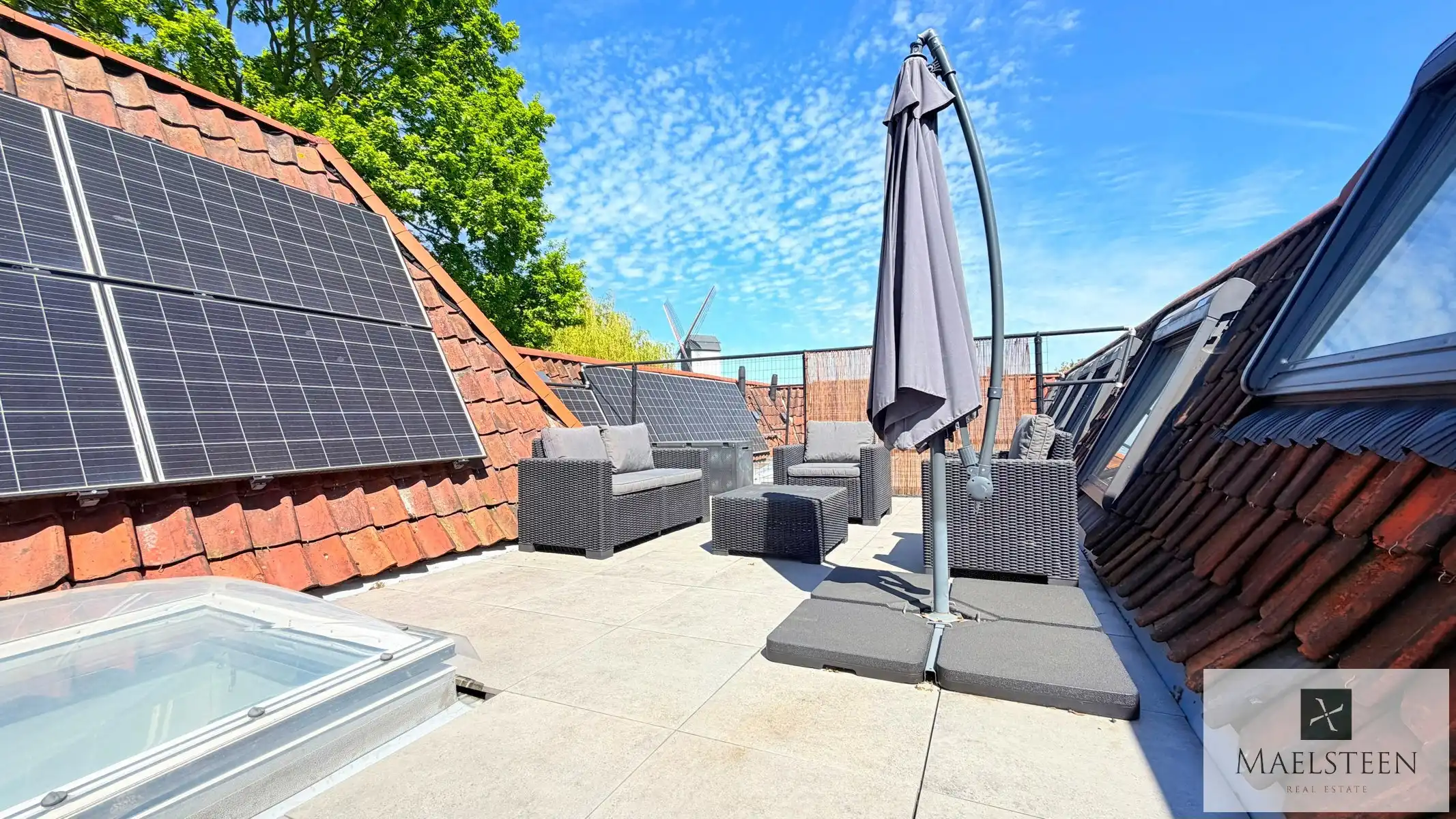 Ruime woning met parking in de binnenstad van Brugge foto 27