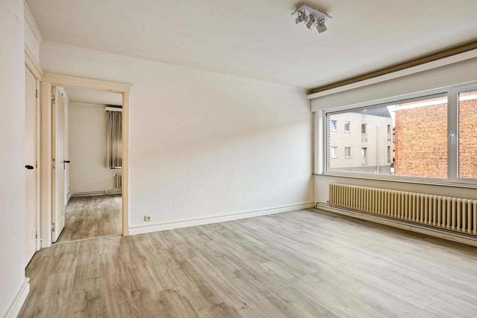 Leuke, halfopen woning met 3 slaapkamers, garage en tuin! foto 15