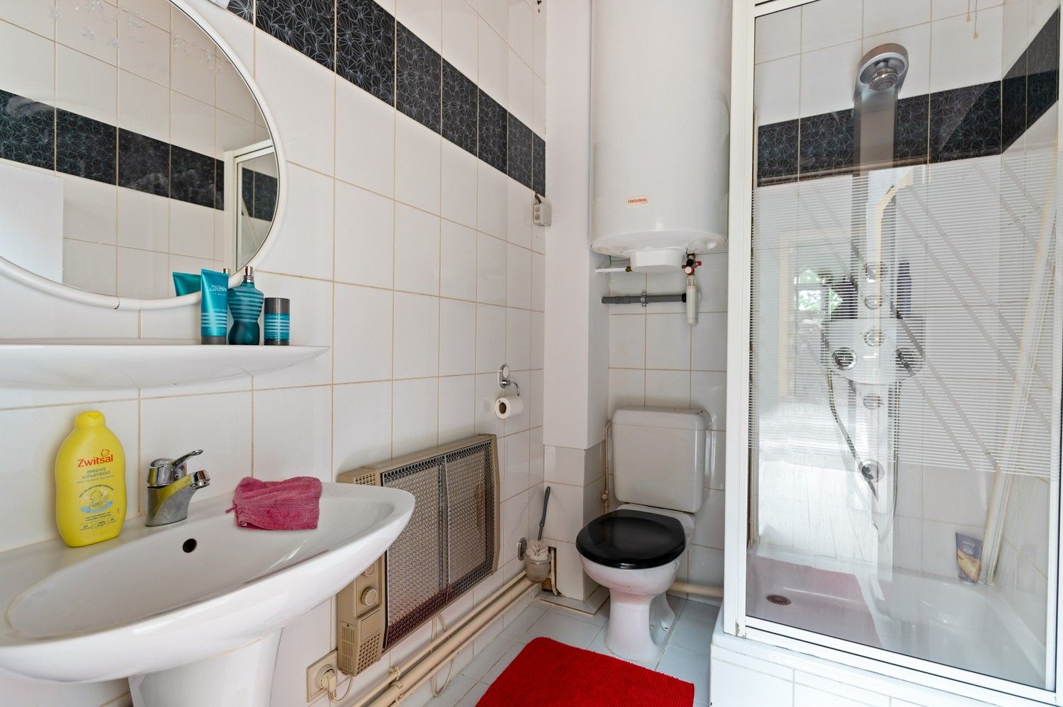 Ruim huis met 3 slaapkamers, tuin en garage te Deurne! foto 33