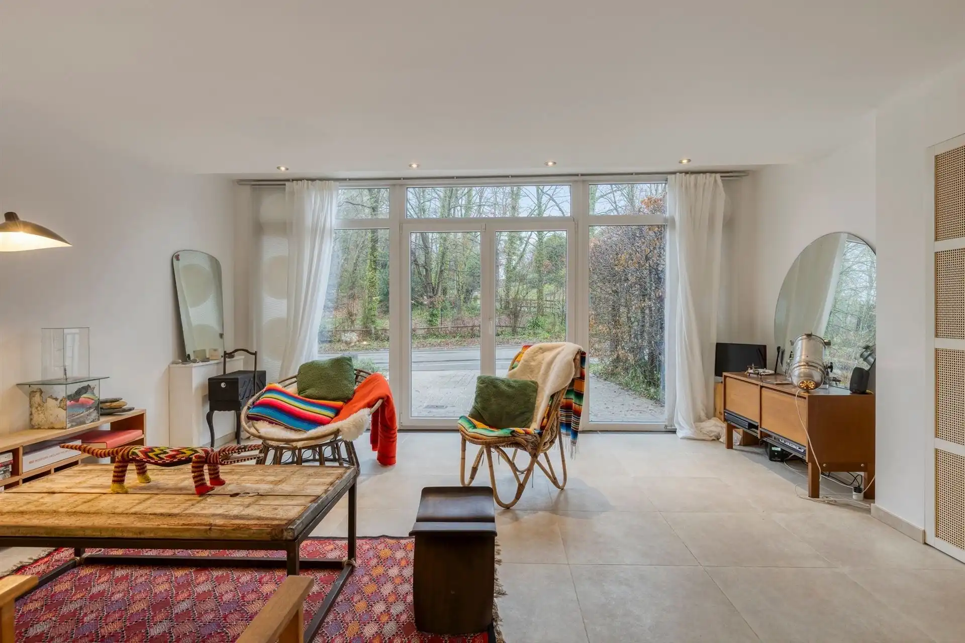 Volledig gerenoveerde hedendaagse villa ±487 m² in de Marnix wijk foto 5