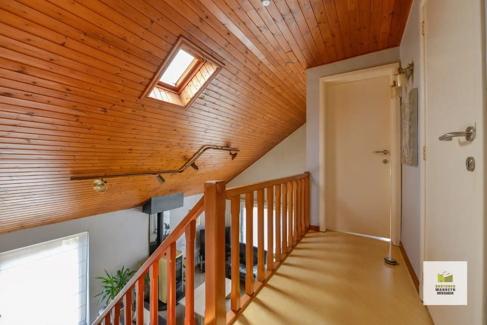 Vrijstaande woning op 700m2 met 3 slpk en zonnige tuin in woonwijk  foto 20