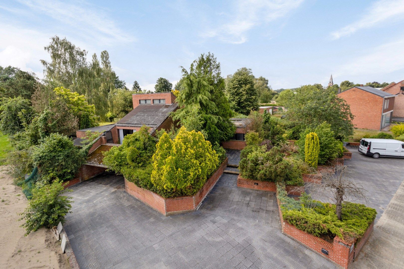 Karakteristieke villa op een zonnig perceel van 3.620m² in Hulsen  foto 36