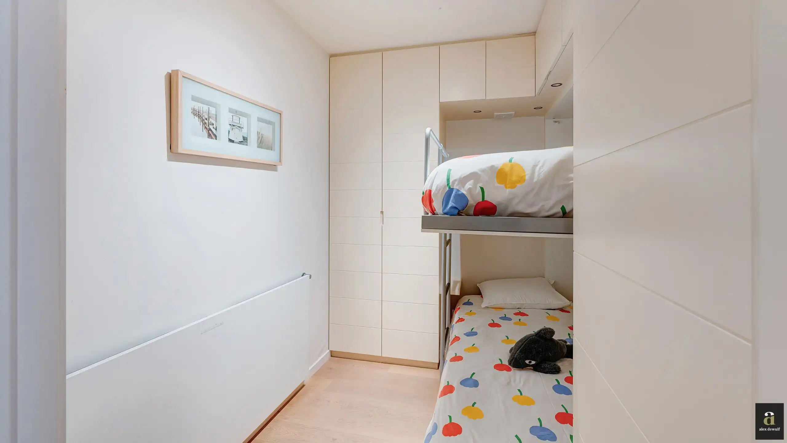 Aangenaam lichtrijk appartement met drie slaapkamers en westgericht terras. foto 24