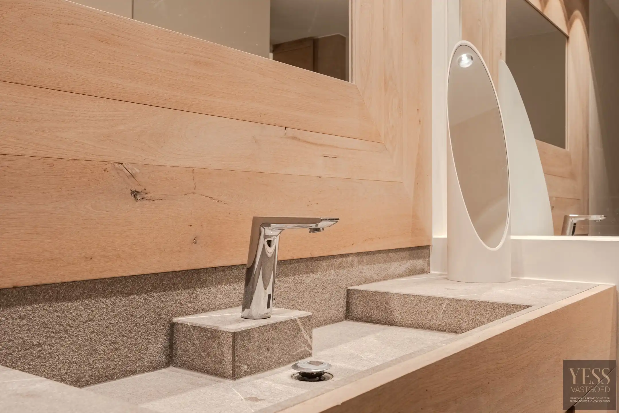 Exclusief lumineus gelijkvloers “design” app. hartje Zoute! foto 20