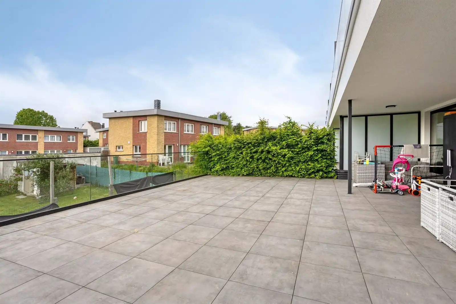 instapklaar appartement 3 slaapkamers,terras en staanplaats   foto 26