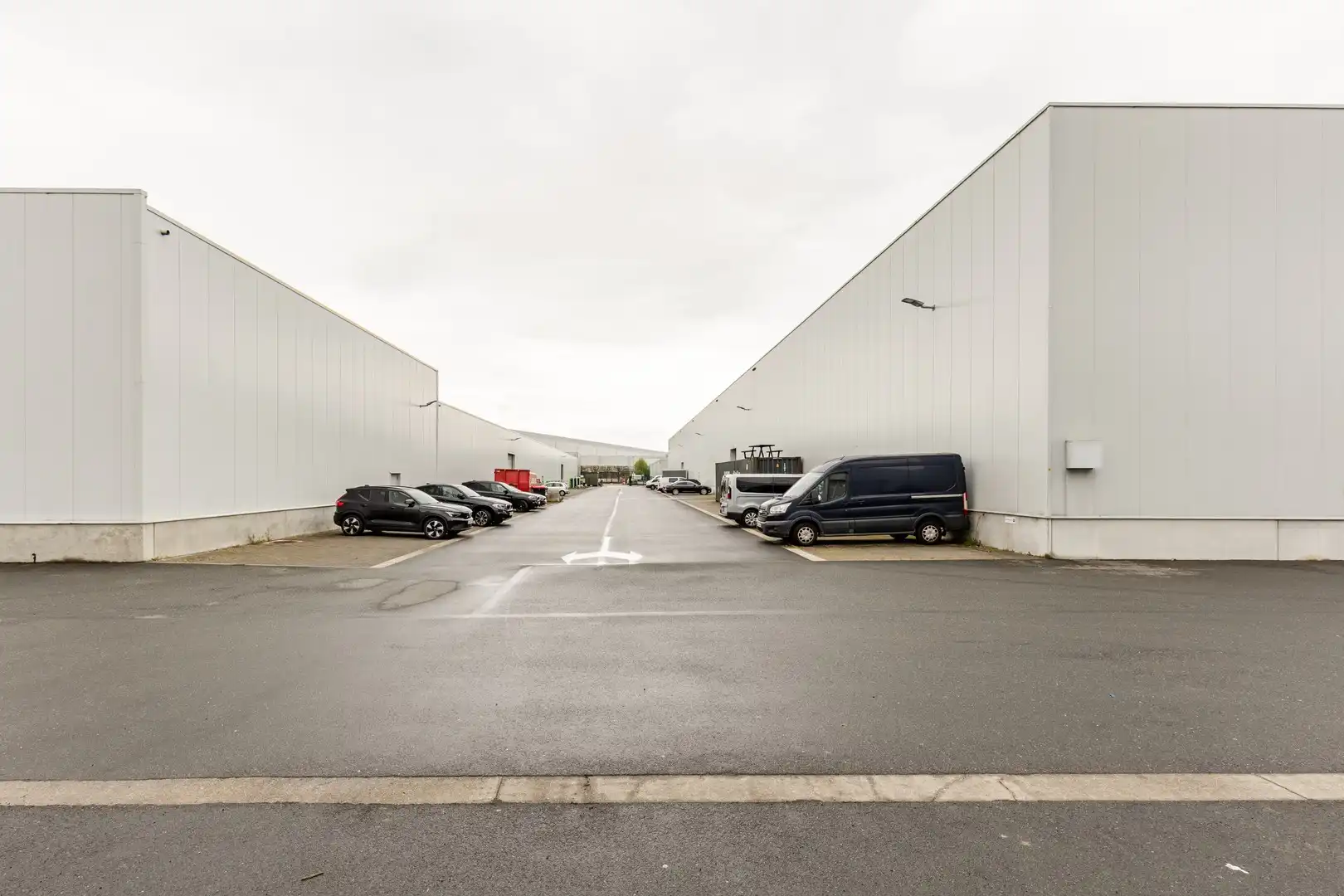 MODERNE KMO-UNIT VAN 512 m² MET KANTOOR – TOPLIGGING TE WILRIJK foto 23