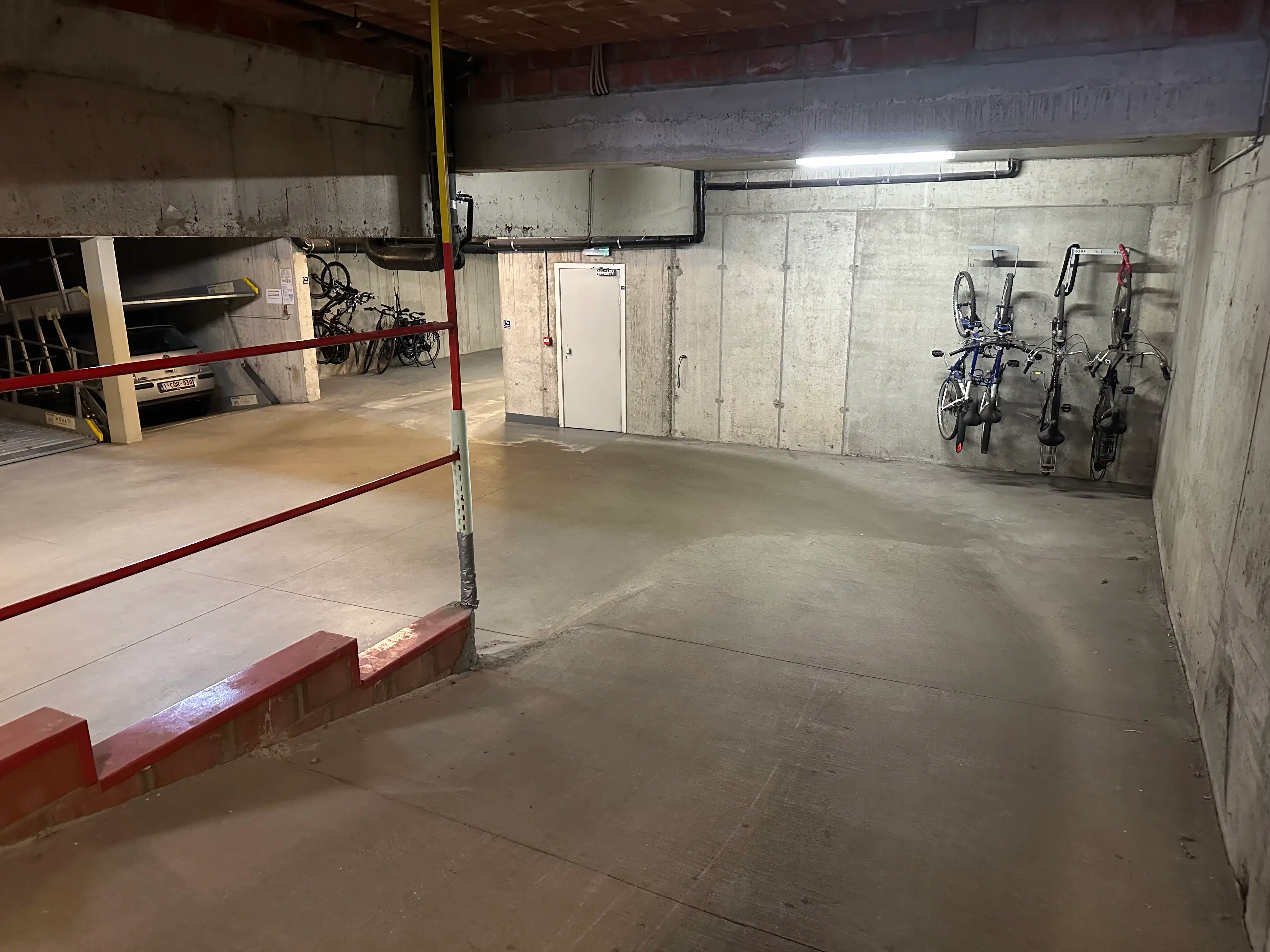 Staanplaats pal in het centrum van Blankenberge foto 4