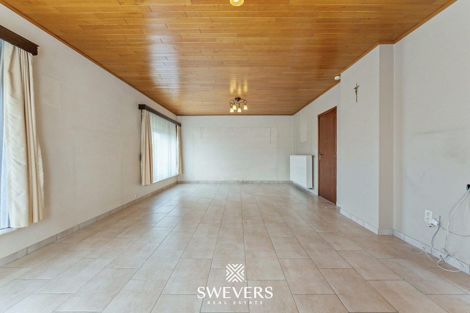 Ruime gezinswoning met renovatiepotentieel in Borgloon foto 5