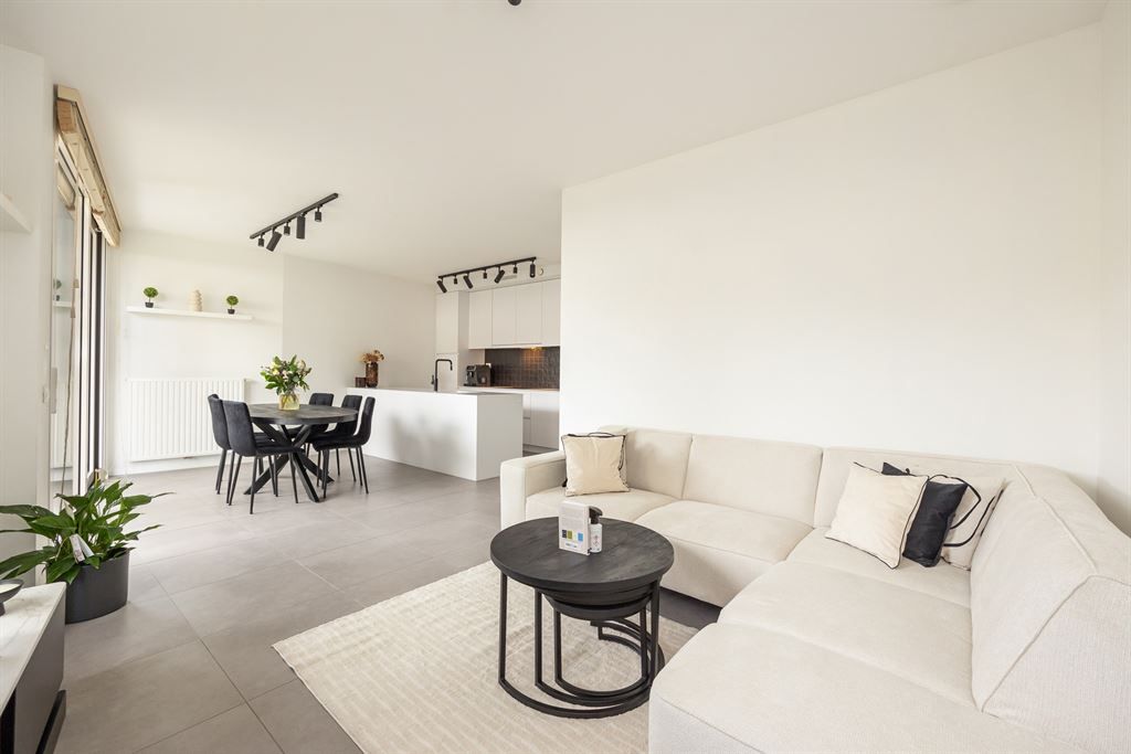 Energiezuinig gelijkvloersappartement met zonnige tuin foto {{pictureIndex}}