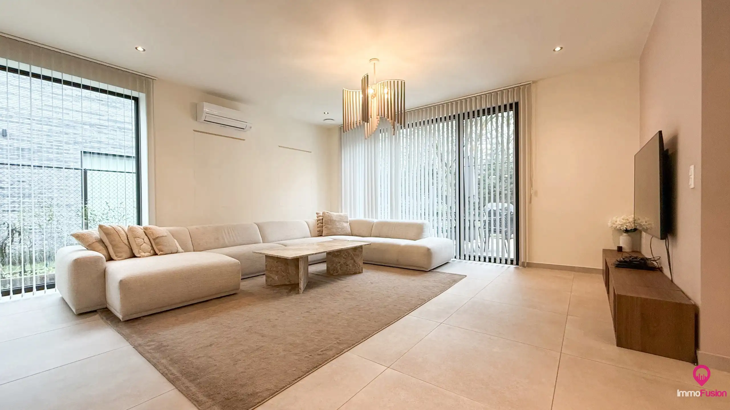 Luxe nieuwbouw van 270m² met 5 slpks en bureau in Koersel! foto 2