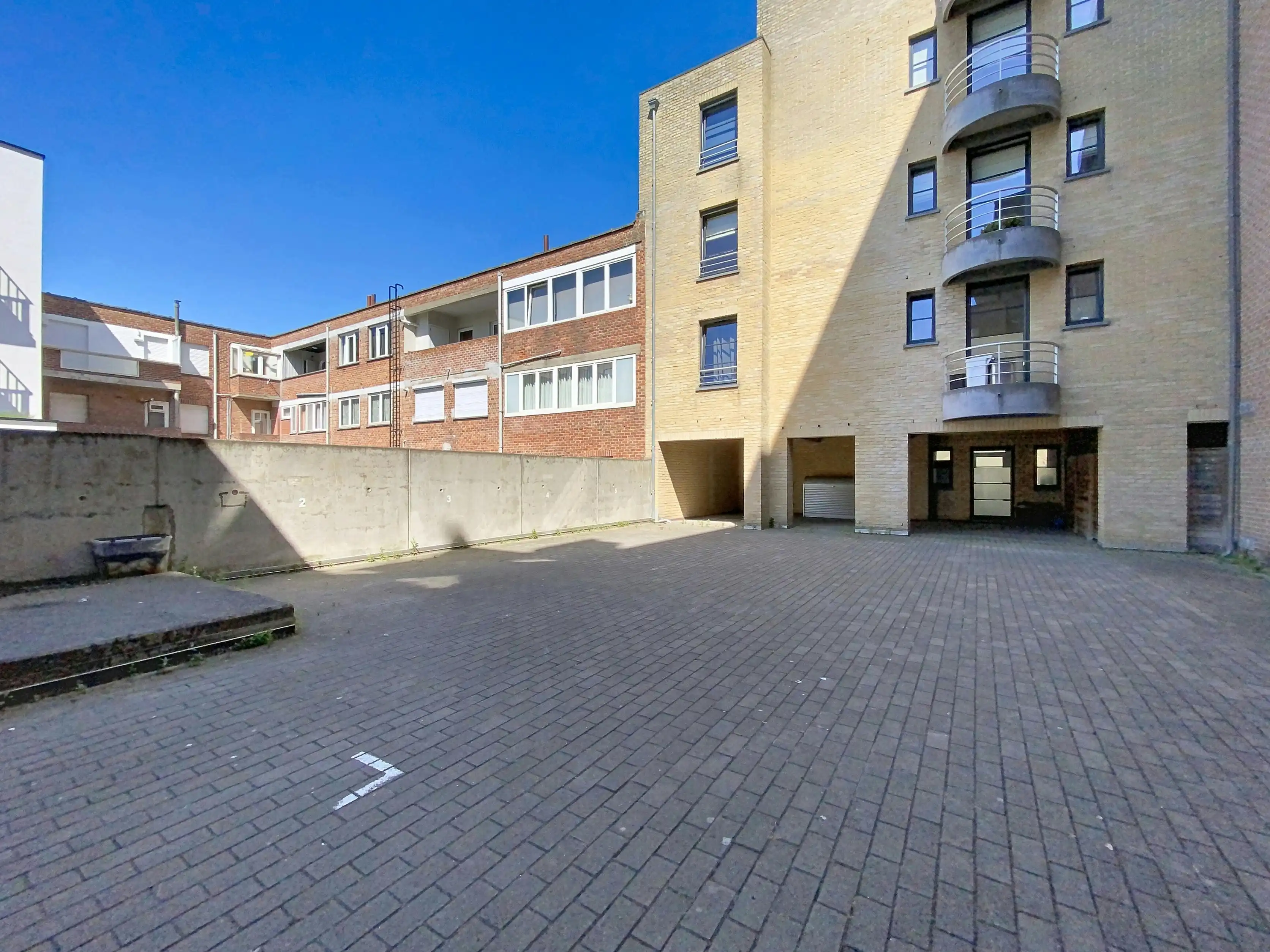 Autostaanplaats te koop in de strandwijk van Zeebrugge foto 4
