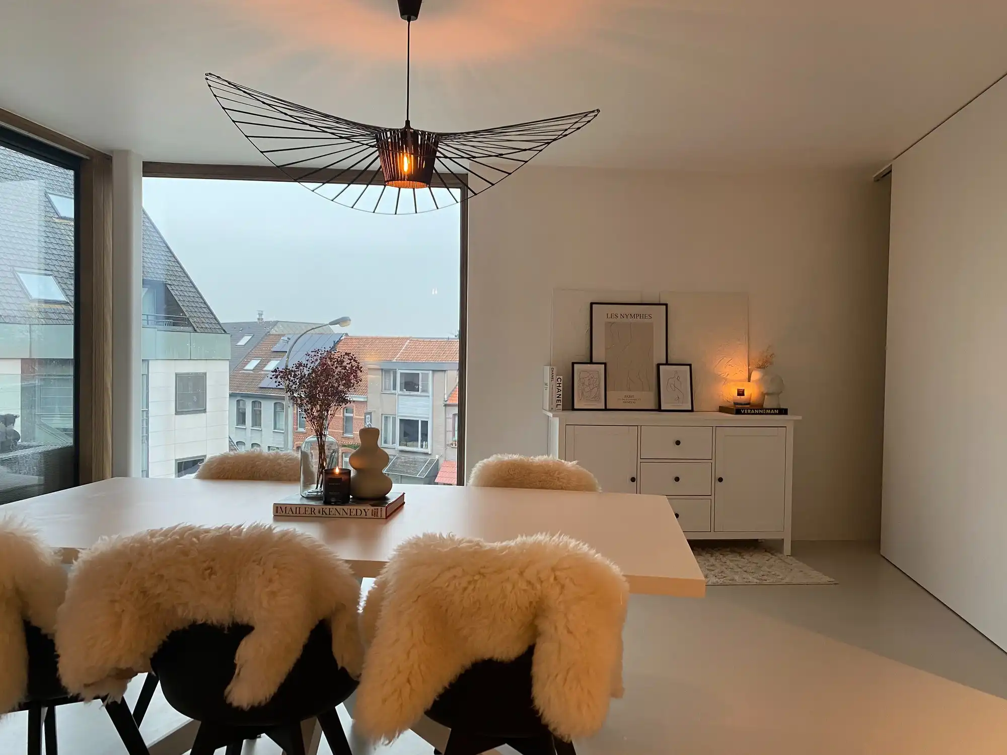 Recent geschilderd appartement in centrum | Henri Lebbestraat foto 4