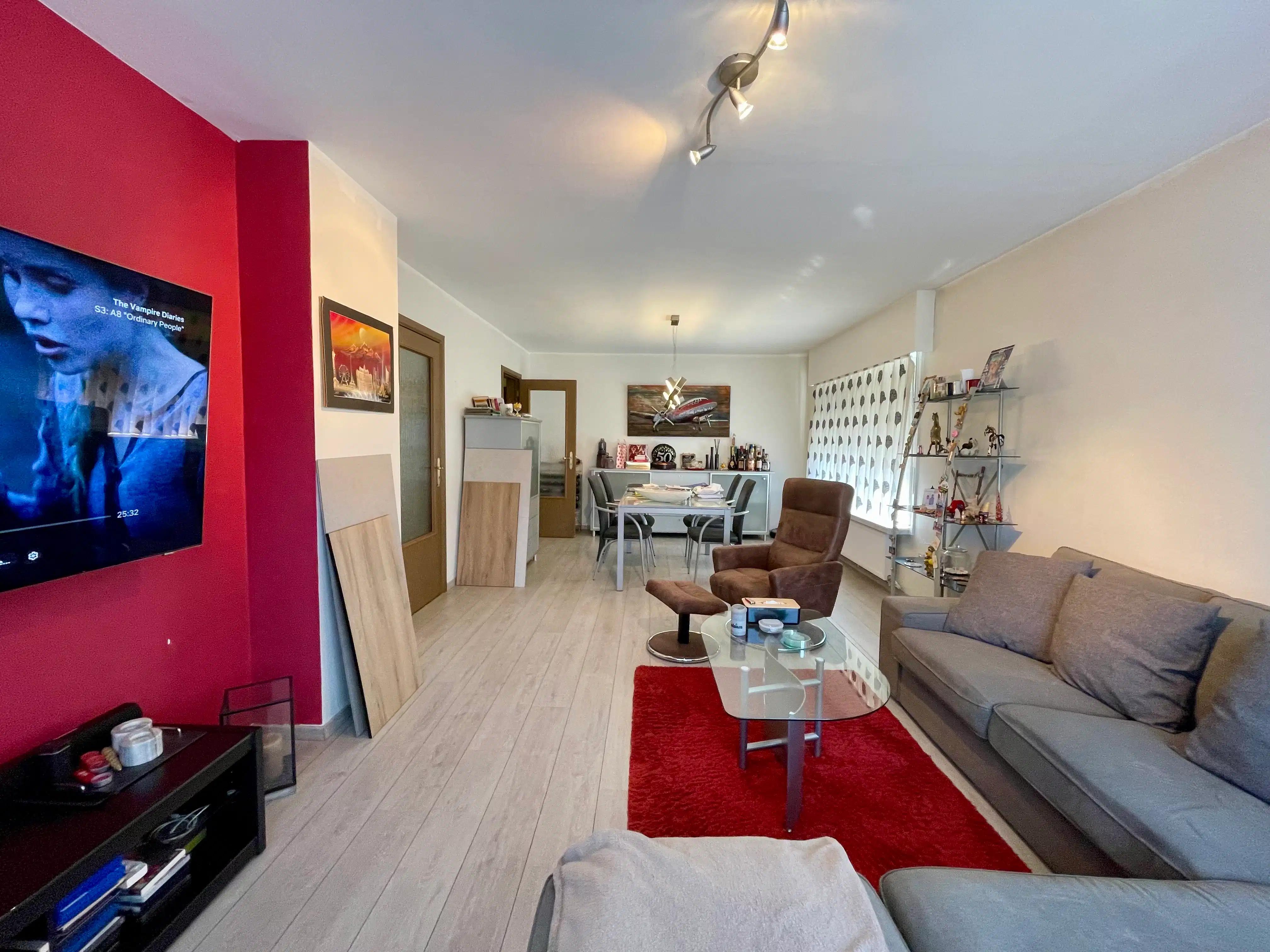 Appartement met twee slaapkamers, terras en garage foto 3