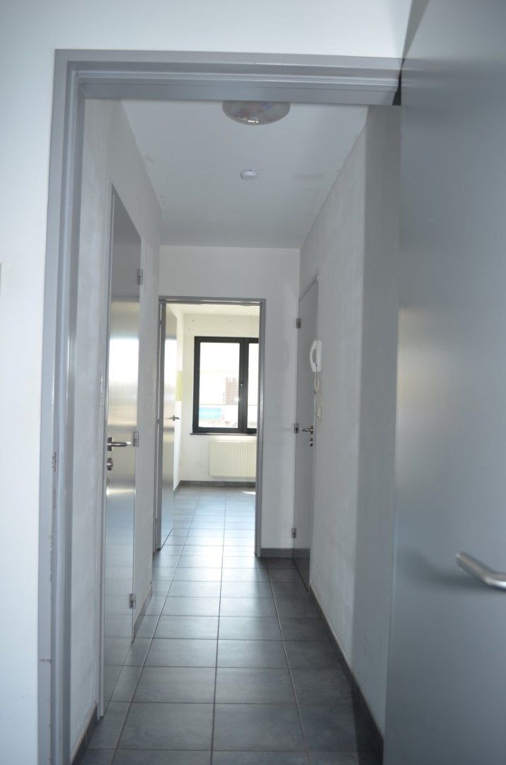 Appartement met twee slaapkamers en ruim terras foto 7