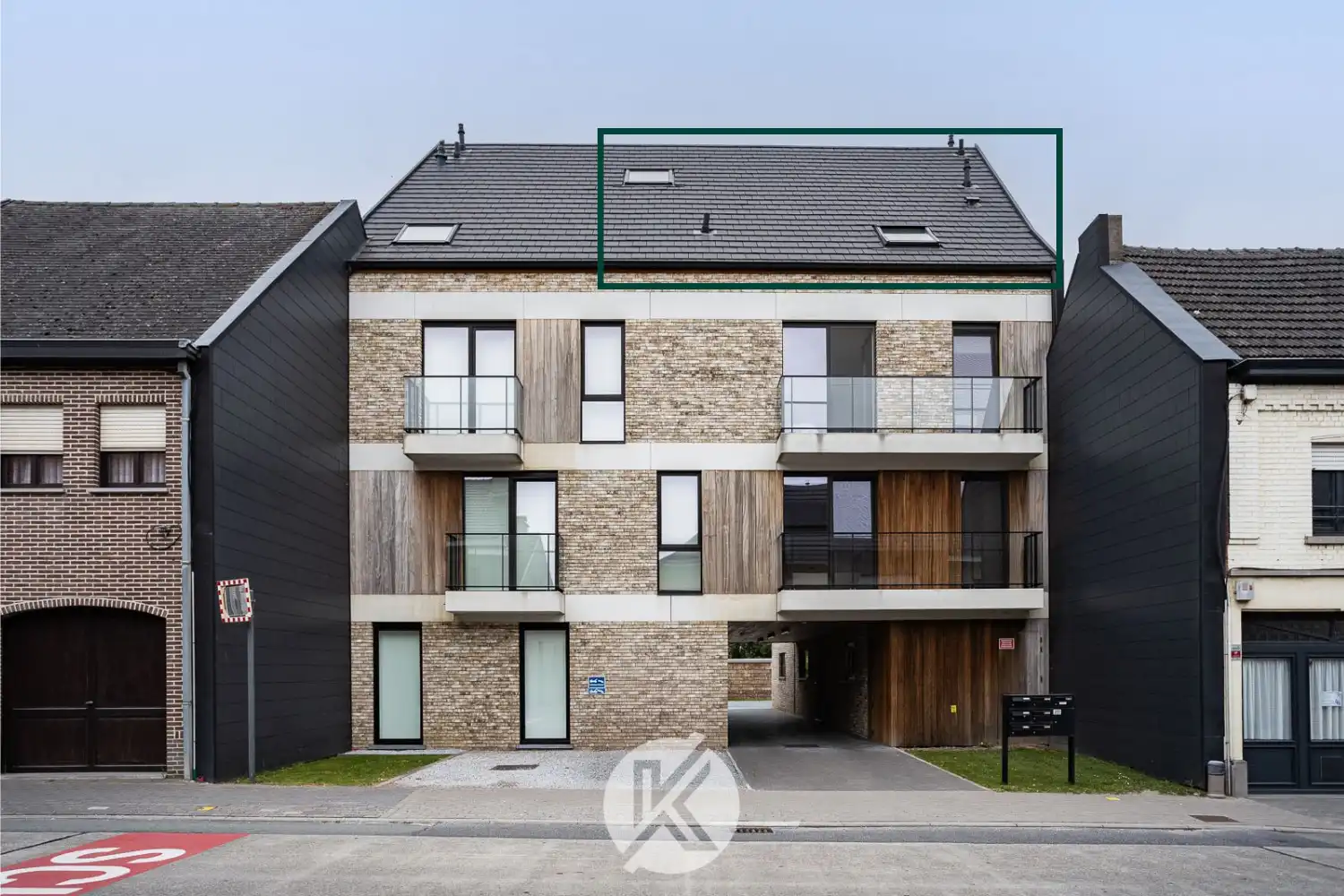 Elegant appartement met private garage foto {{pictureIndex}}