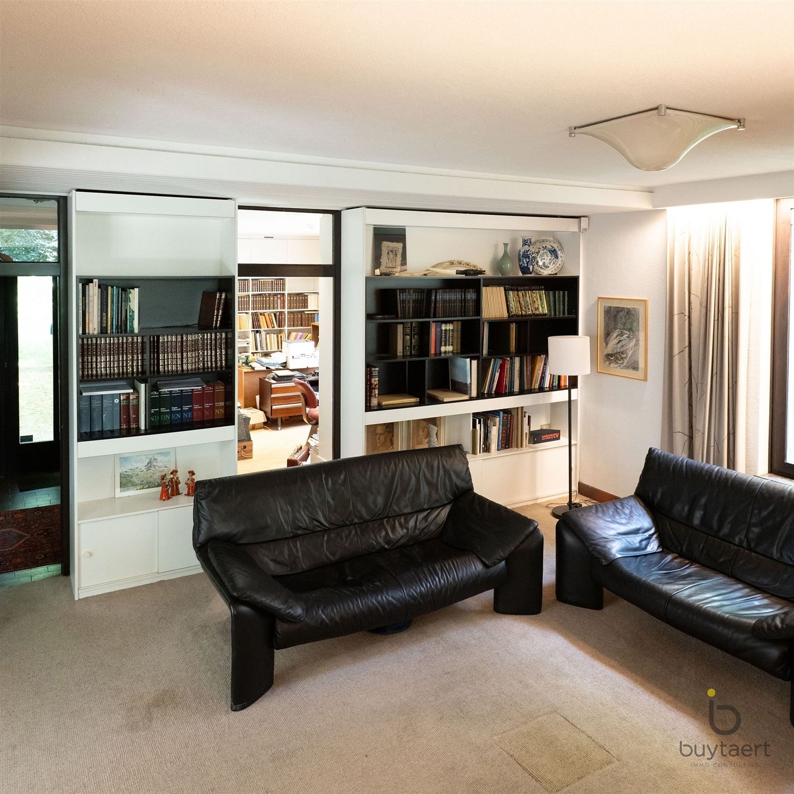 RUIMTE, LICHT ÉN KARAKTER: TE RENOVEREN 70’S VILLA MIDDEN IN HET GROEN! foto 28