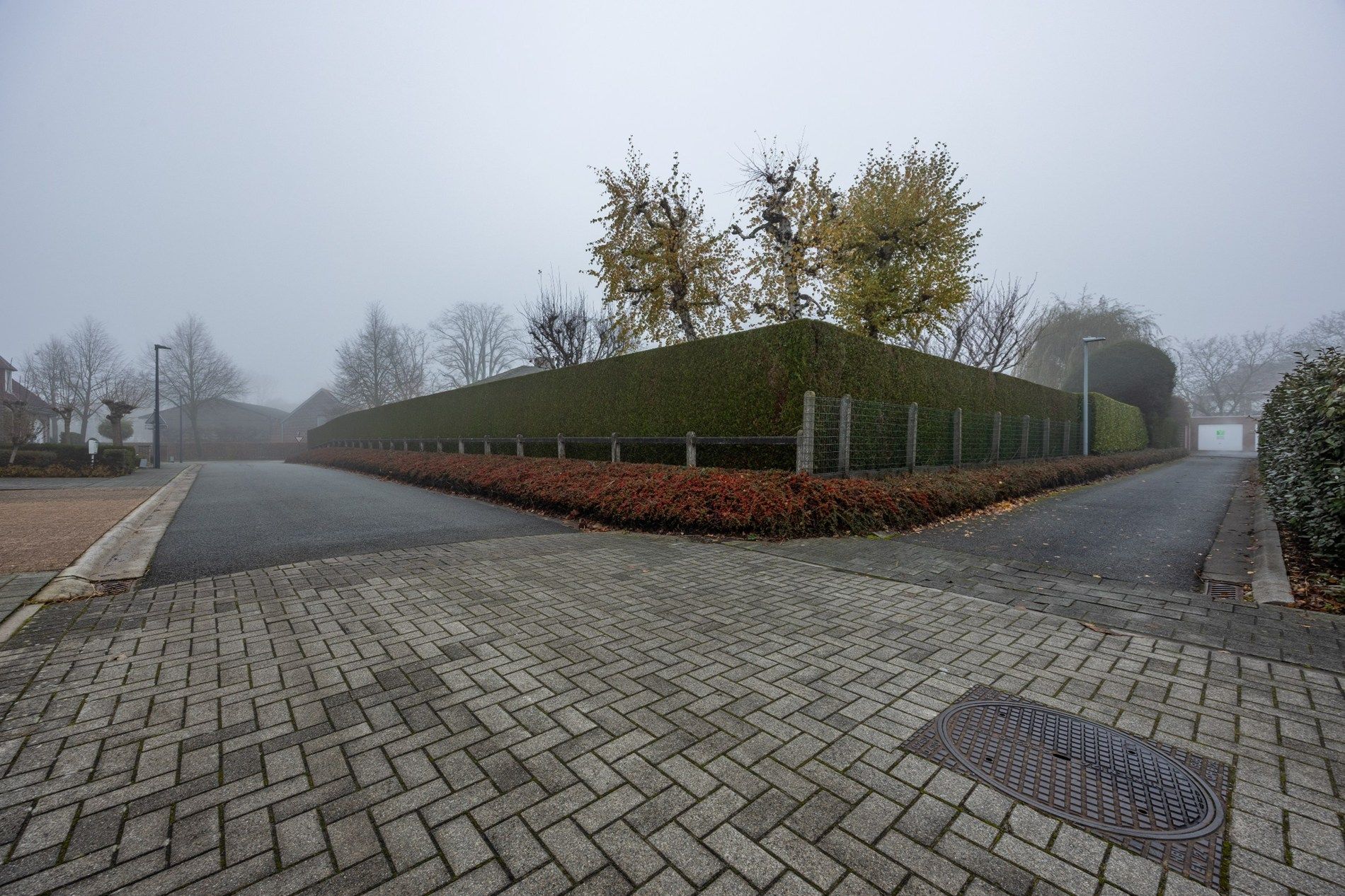 CENTRAAL GELEGEN GARAGE foto 4