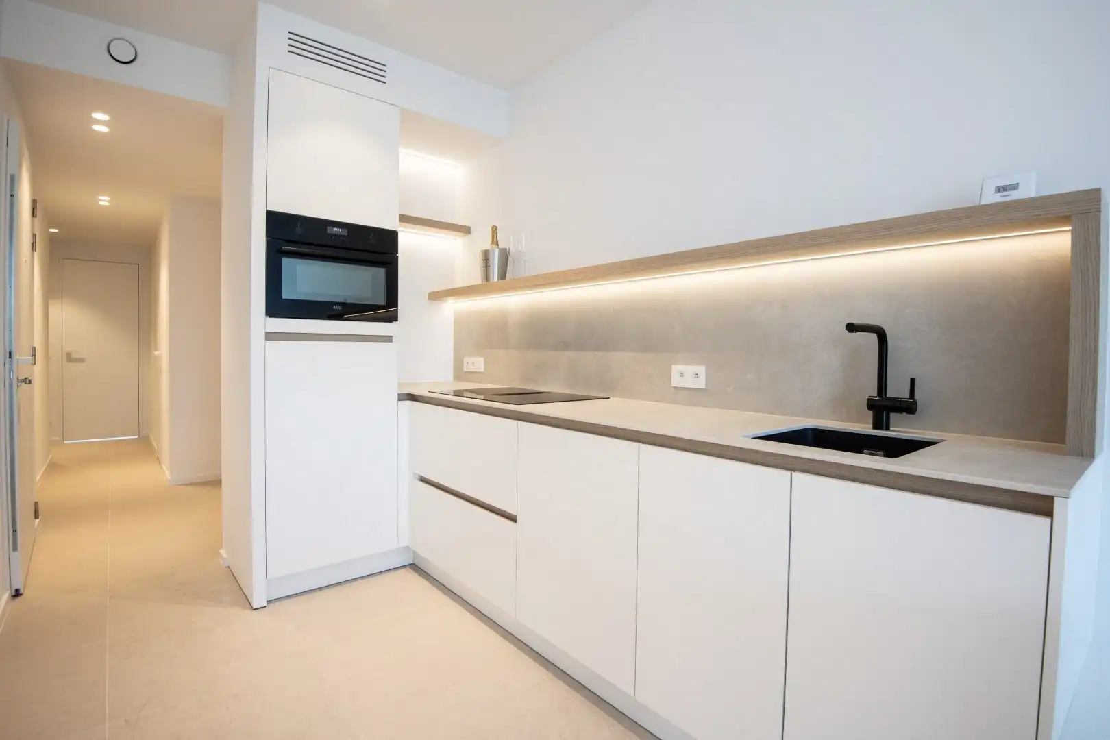 Volledig afgewerkt nieuwbouw app. met open zicht, centraal gelegen te Knokke foto 12