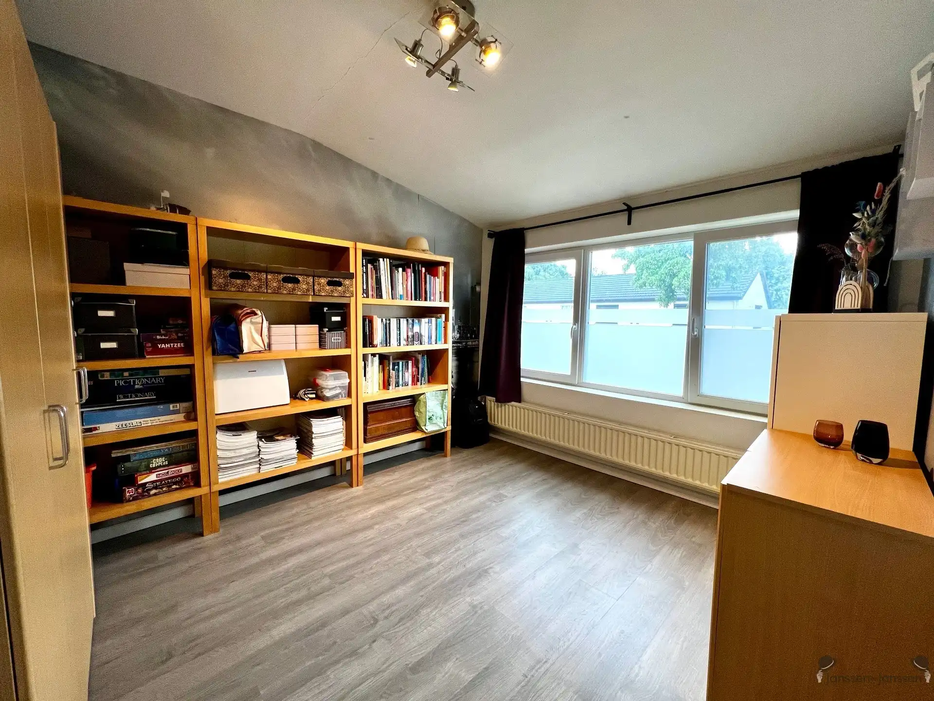 Instapklare gezinswoning met 3 slpkmrs & tuin foto 19
