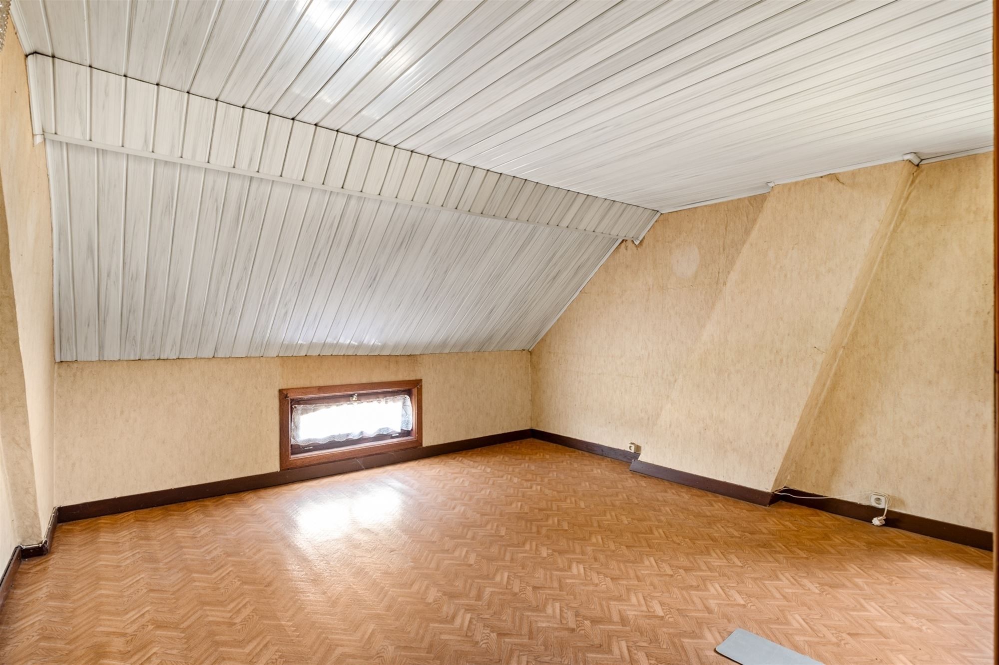 Te renoveren woning, gelegen aan de Dijle te Bonheiden. foto 9