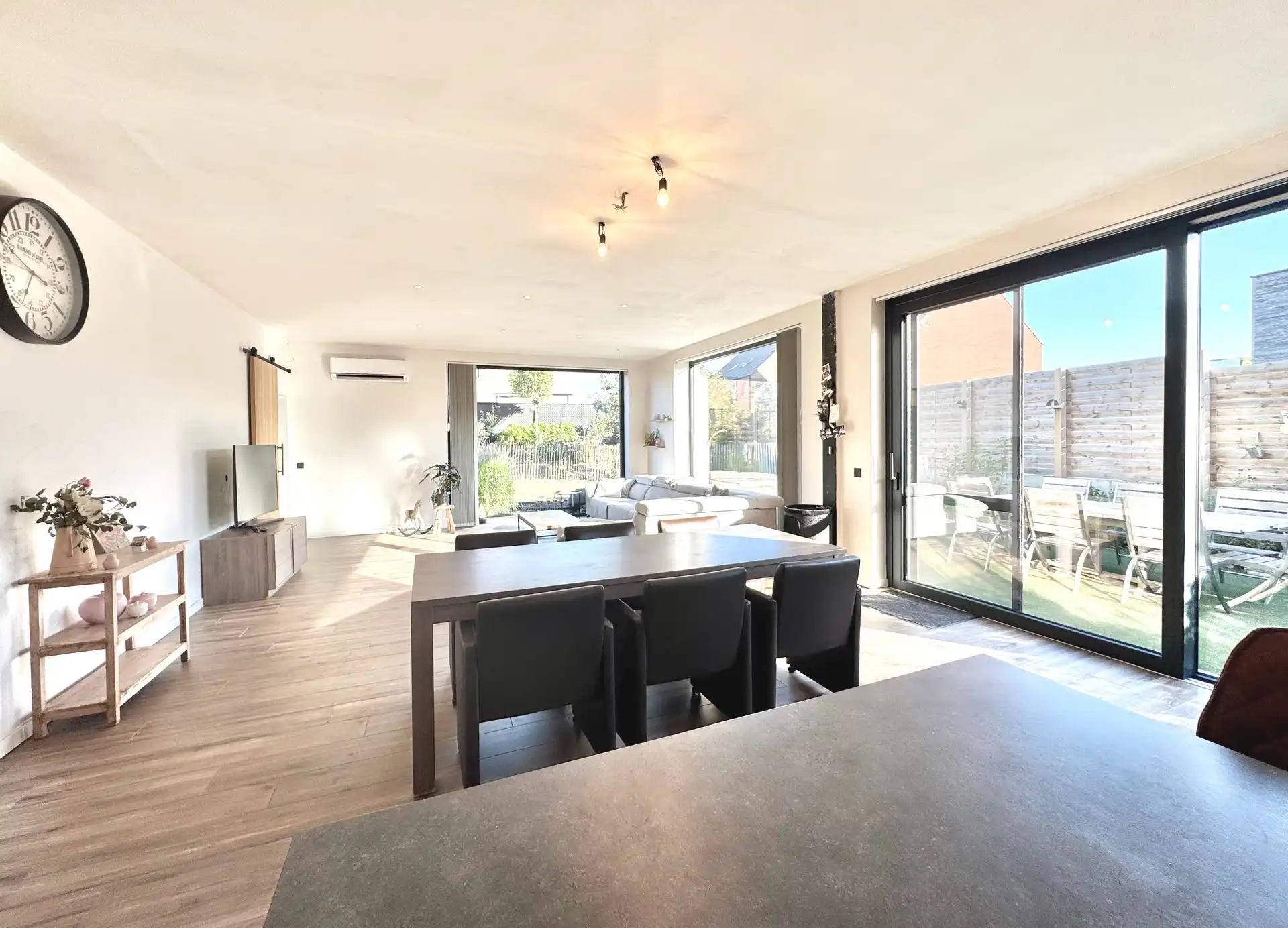 MAGAZIJN MET WOONST foto 23