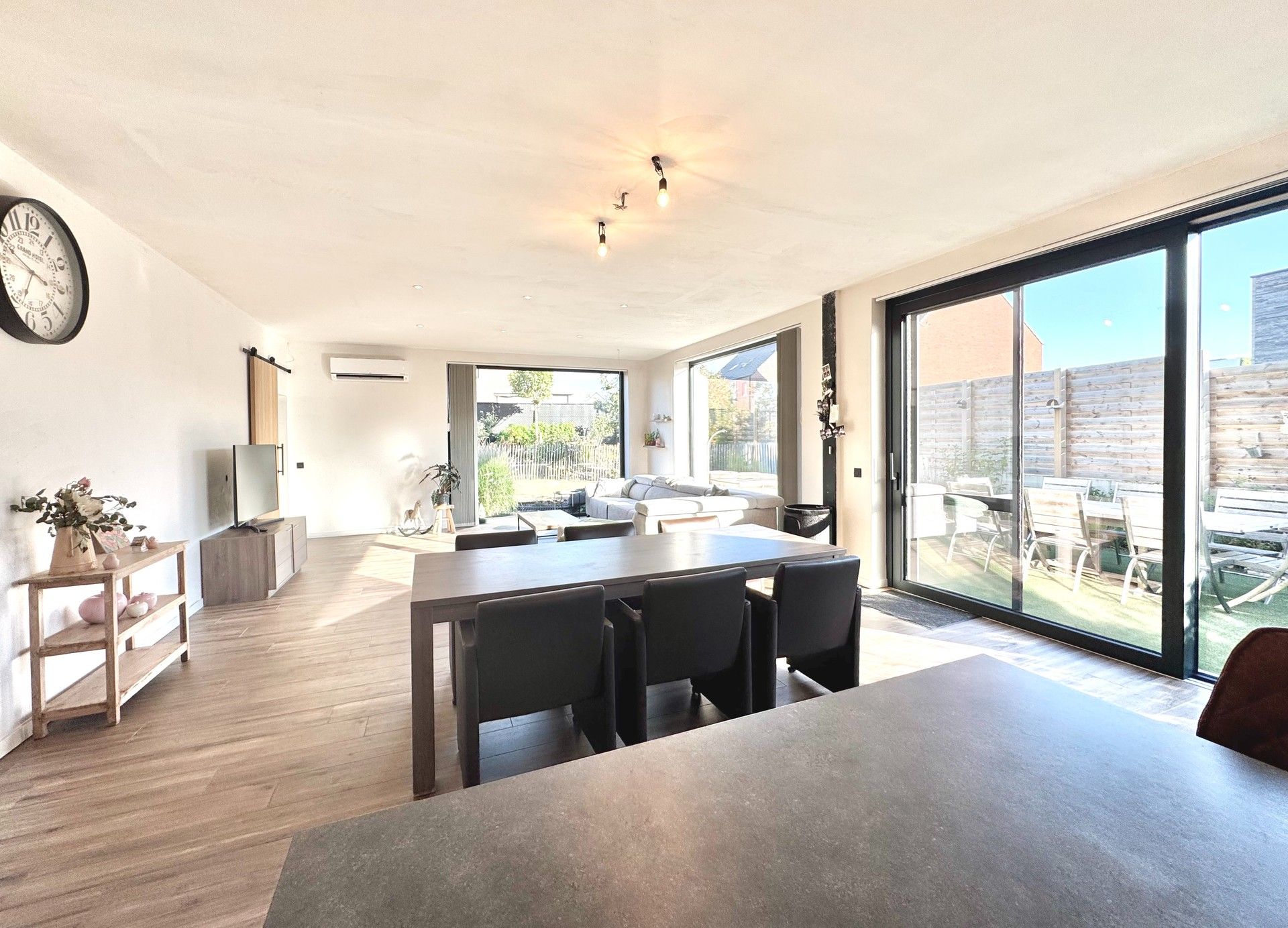 MAGAZIJN MET WOONST foto 22