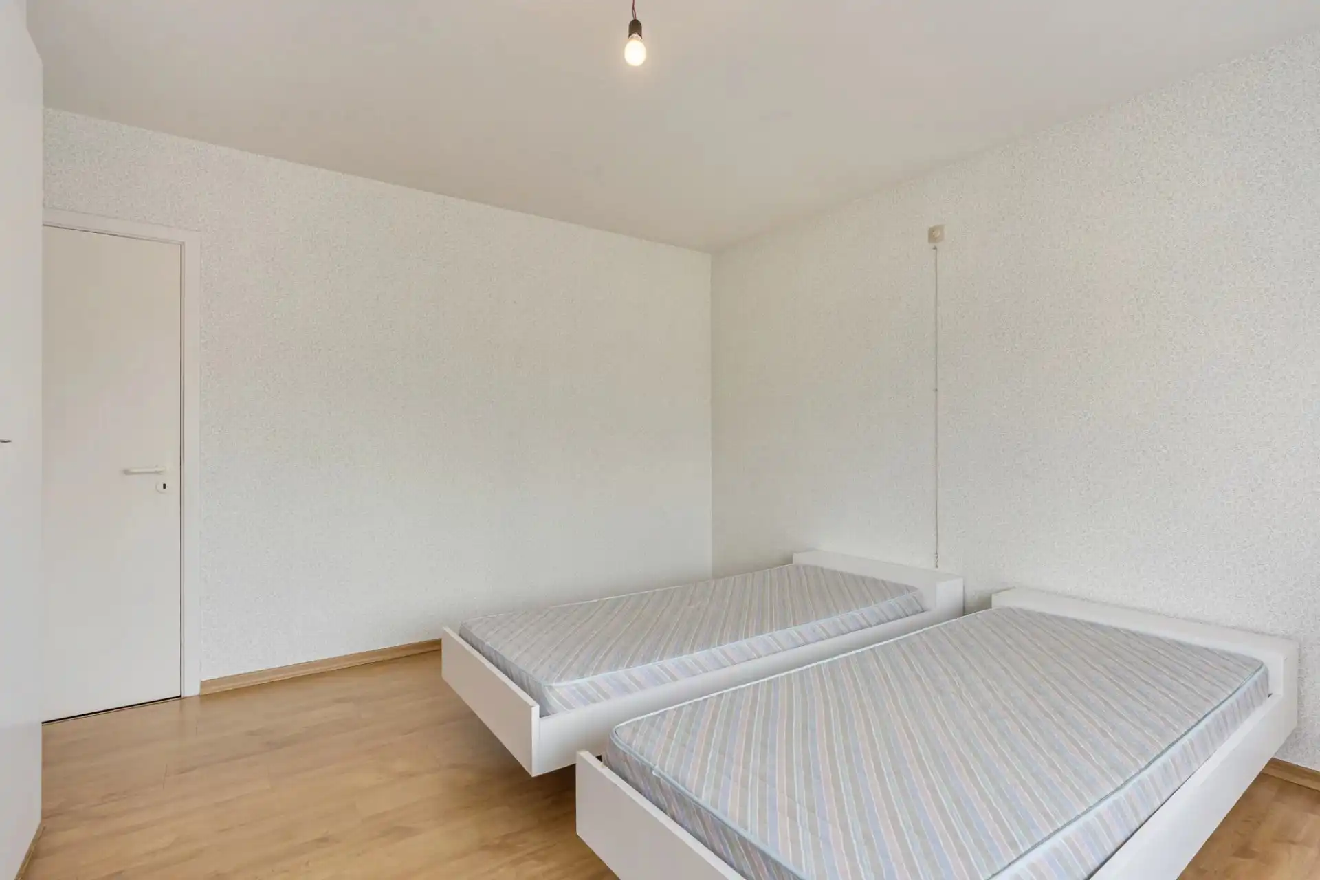 Ruime gezinswoning met 3 slaapkamers in Koersel (Stal) foto 9