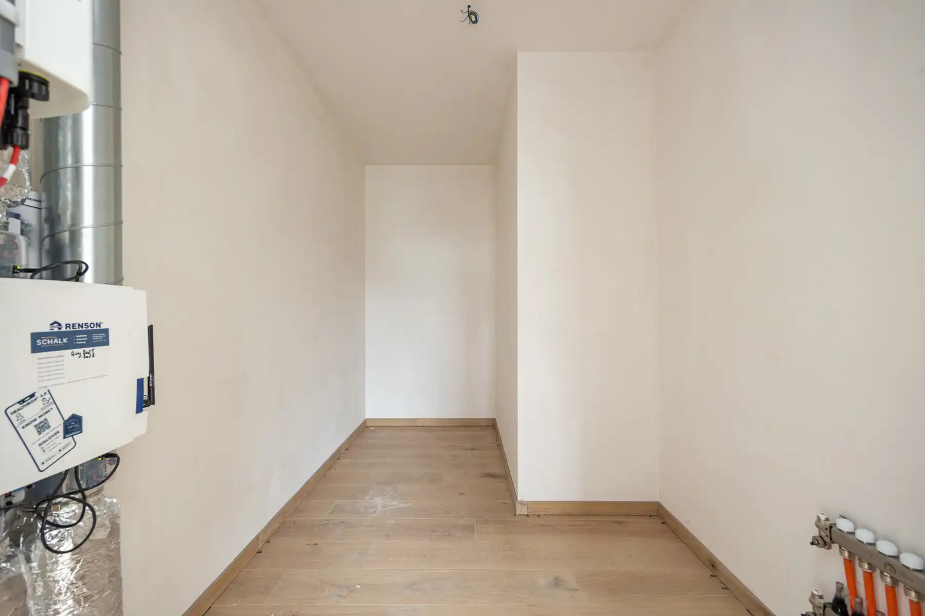 Halfopen woning met 3 slaapkamers en fietsenberging/carport op perceel van ca 540m² foto 16