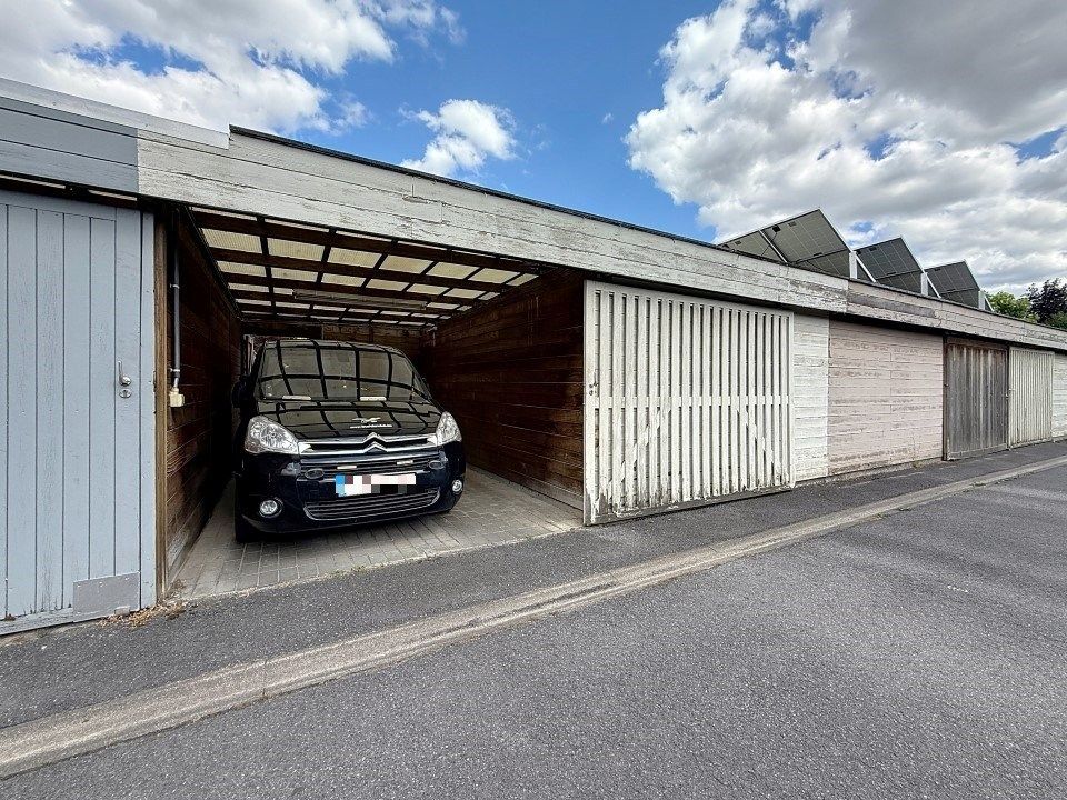 Goed gelegen woning met 3 slaapkamers én achterliggende garage foto 8