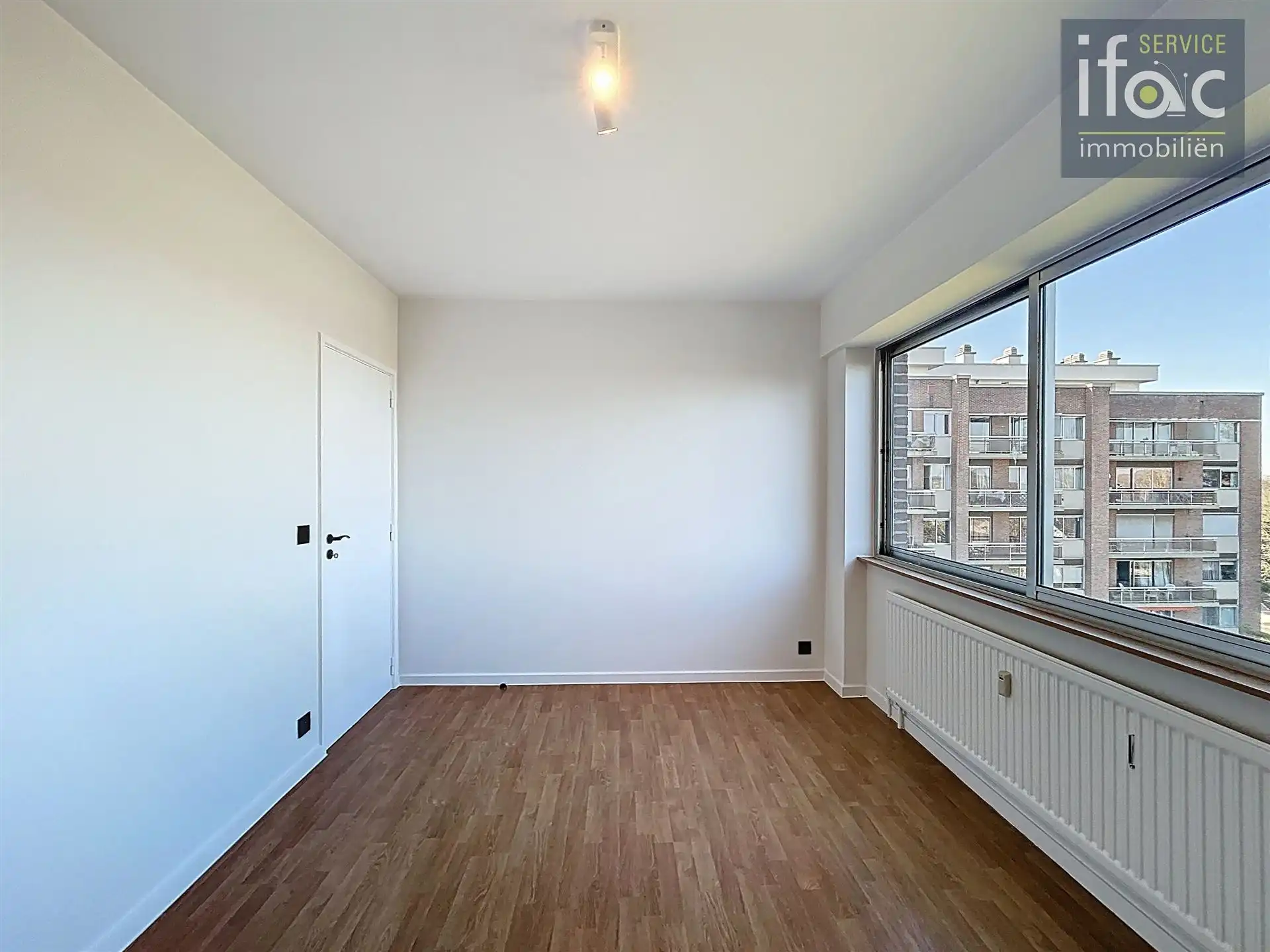 Volledig gerenoveerd appartement met gunstig EPC foto 12